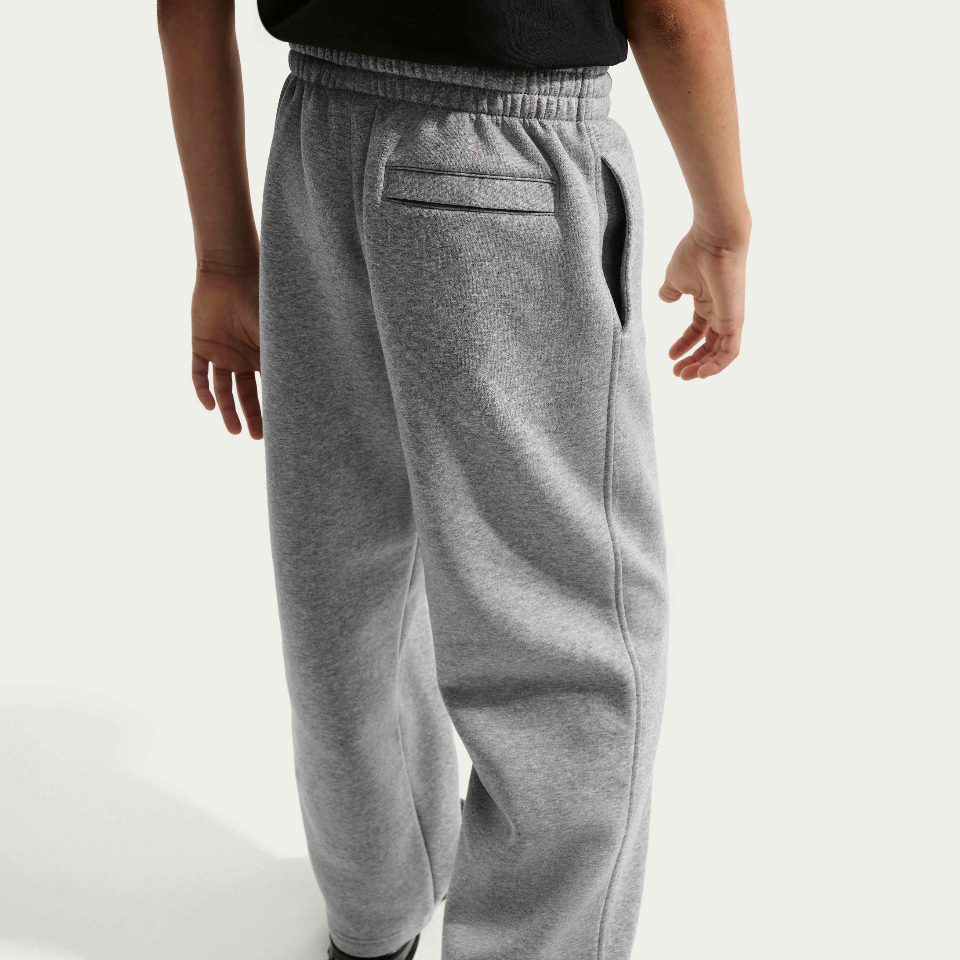 Nike Sportswear image number 2