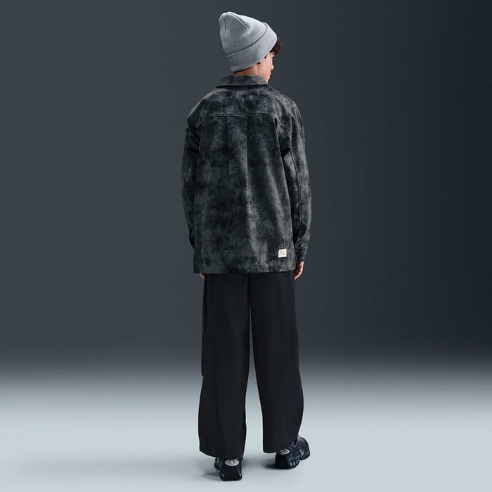 نايكي سبورتسوير ميترو جراوند image number 4 نايكي سبورتسوير ميترو جراوند image number 4