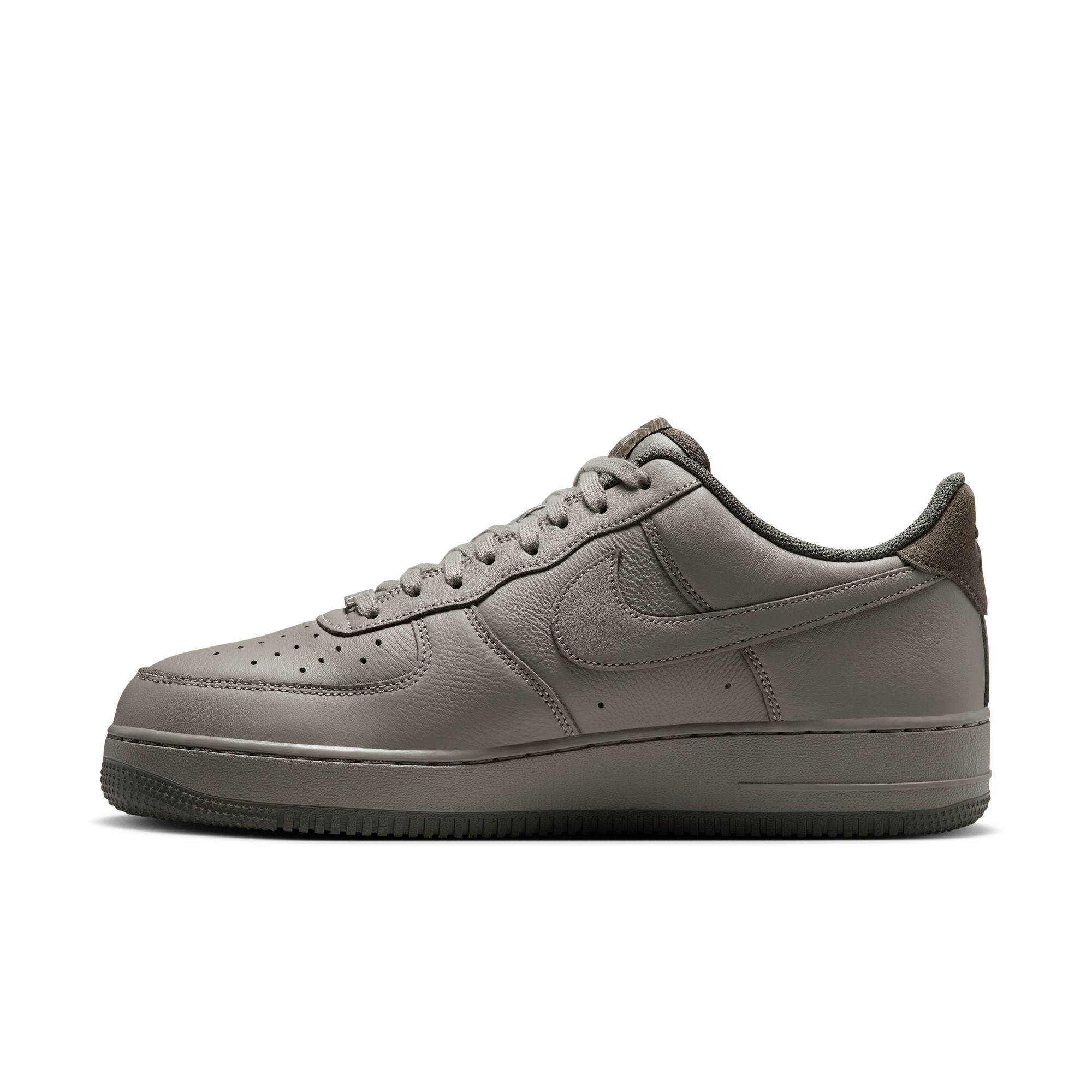 Zapatillas air force 1 07 lv8 nike cheap