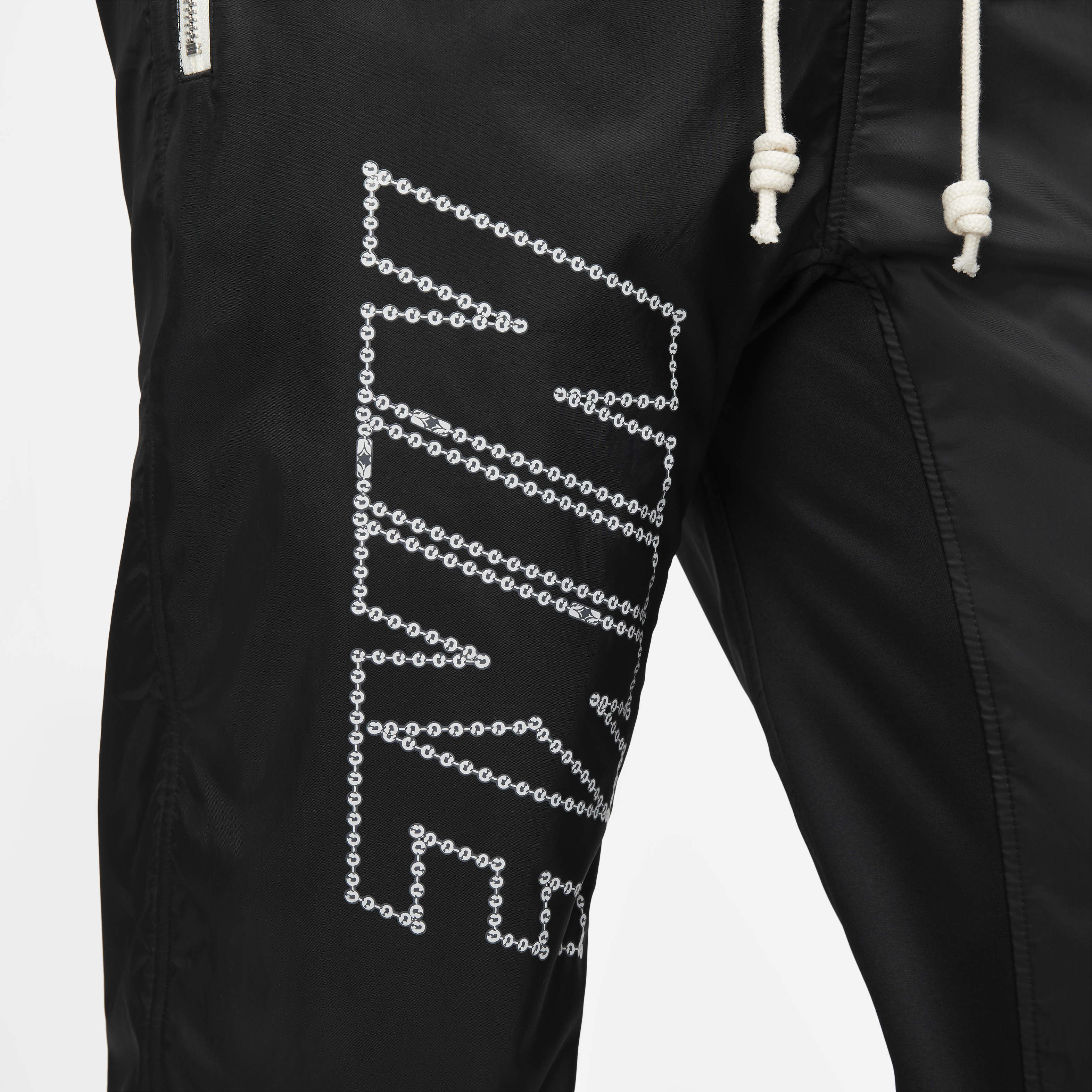 Buy Nike ThermaFIT Standard Issue Men's Winterized Basketball Trousers