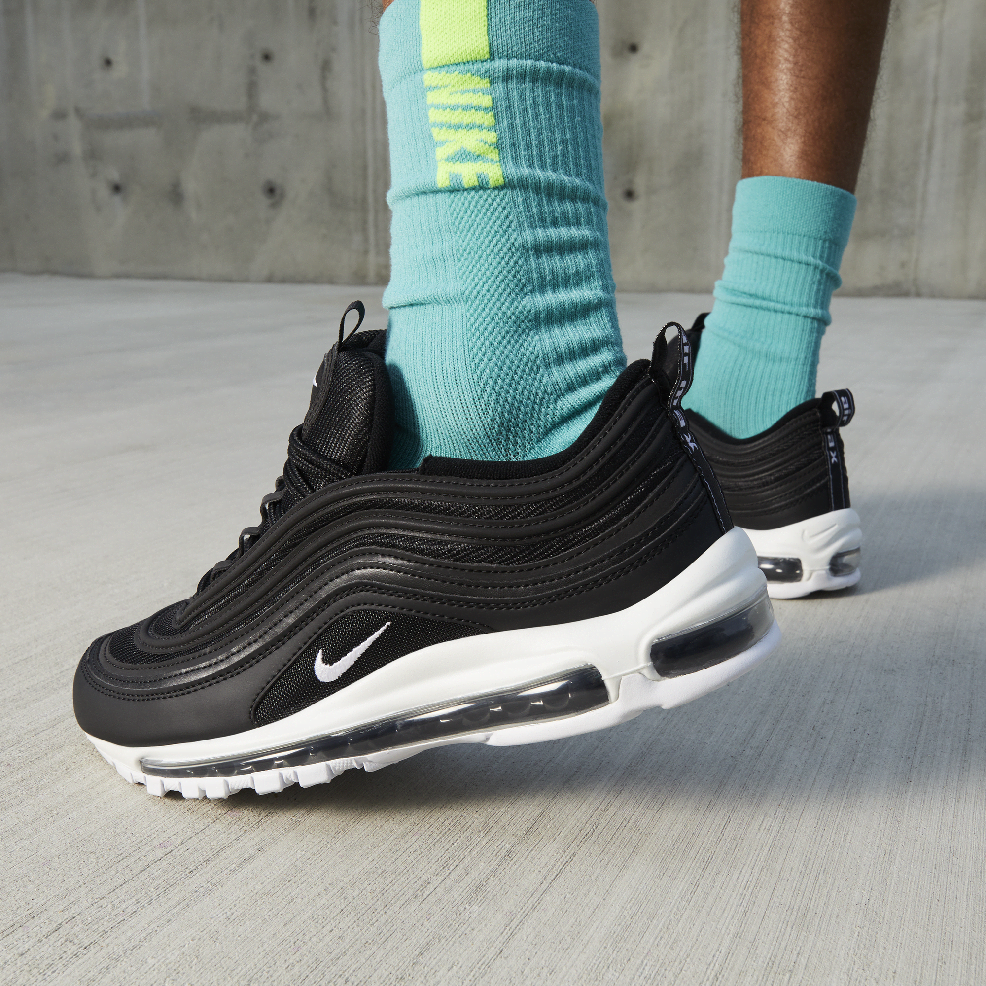 Air max 2025 97 brilhante