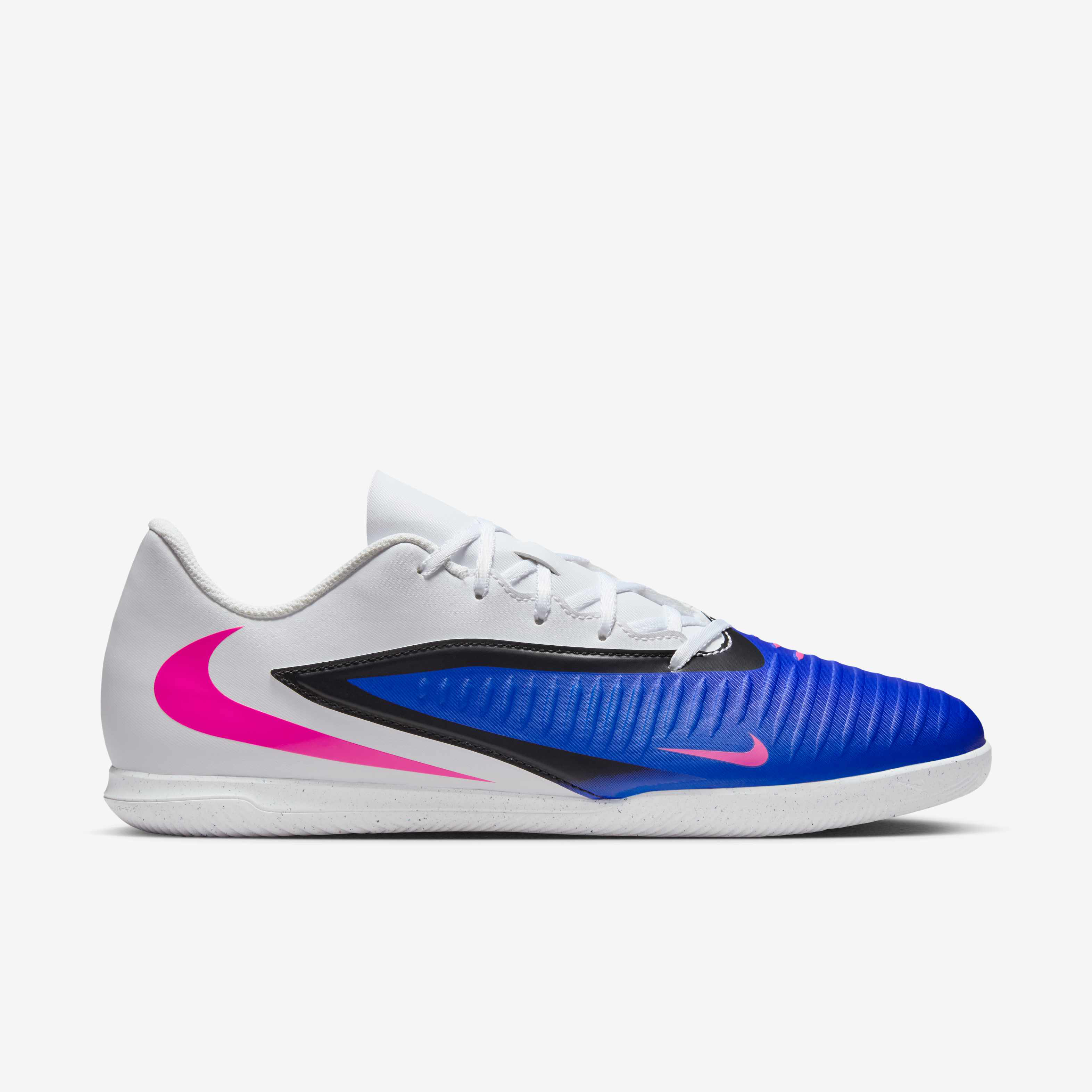 Nike Phantom 6 Low Club image number 2