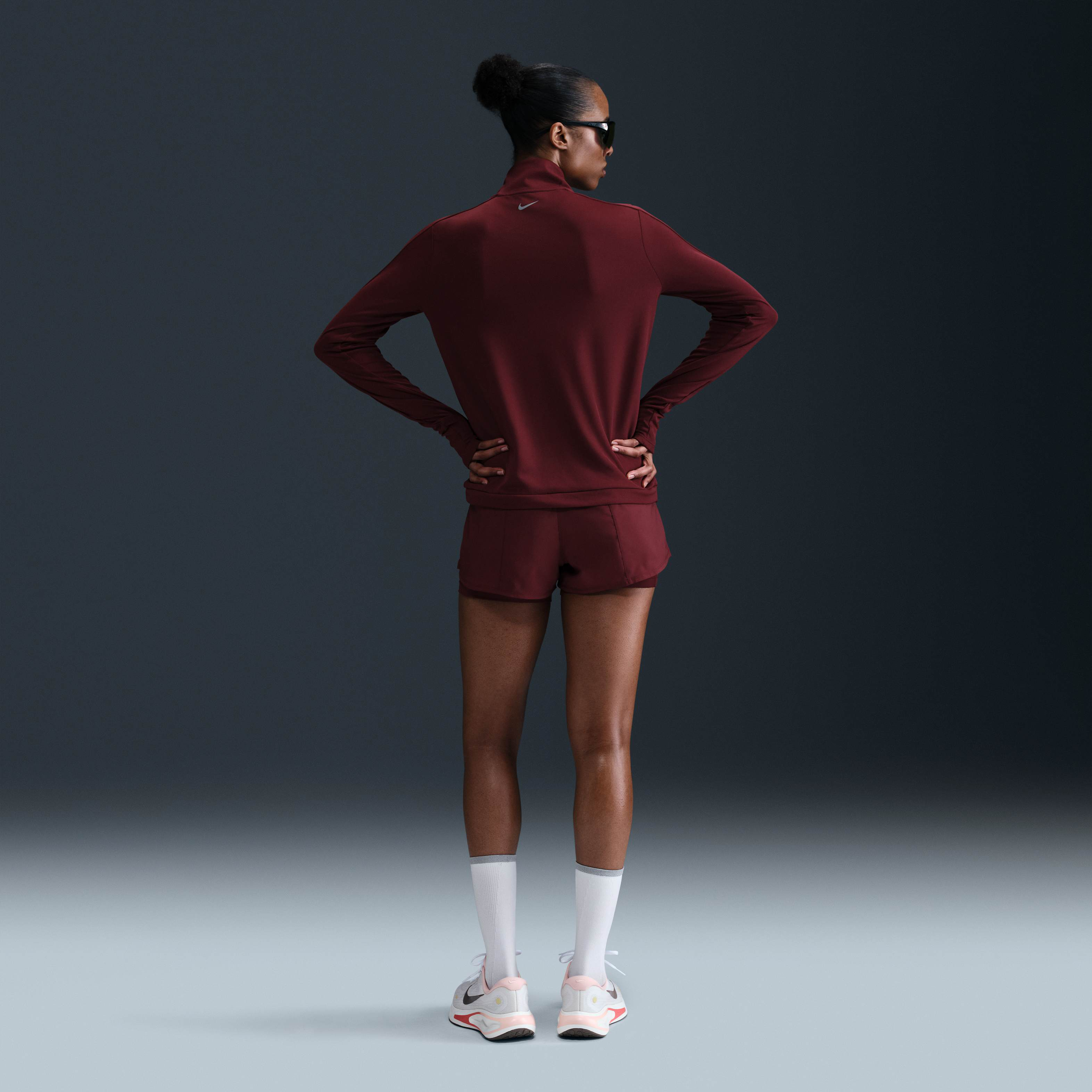 Nike Swoosh image number 4