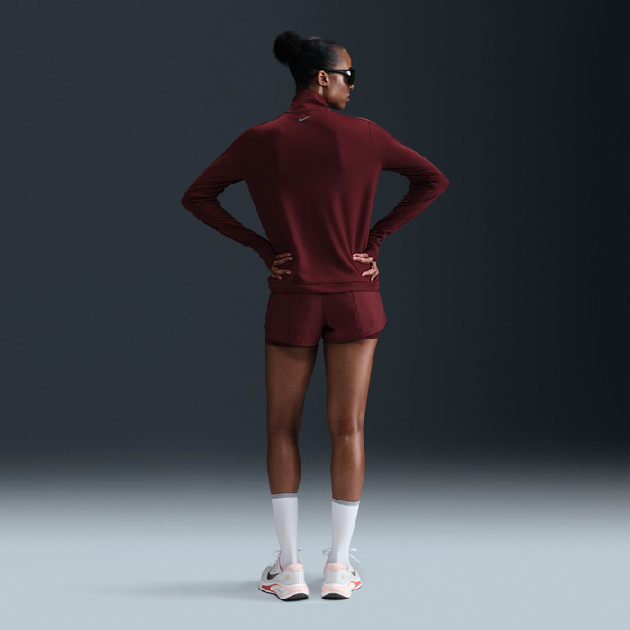 نايكي سووش image number 4 نايكي سووش image number 4