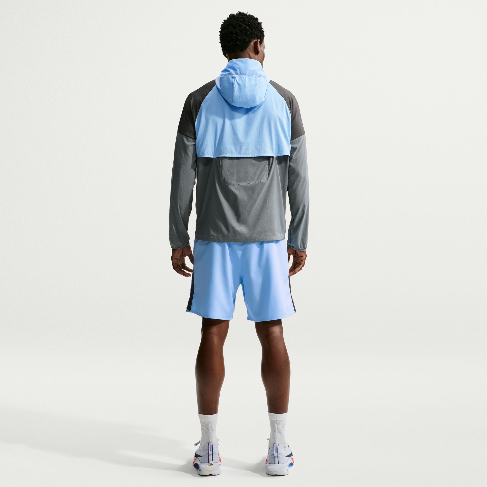 Nike Challenger image number 1