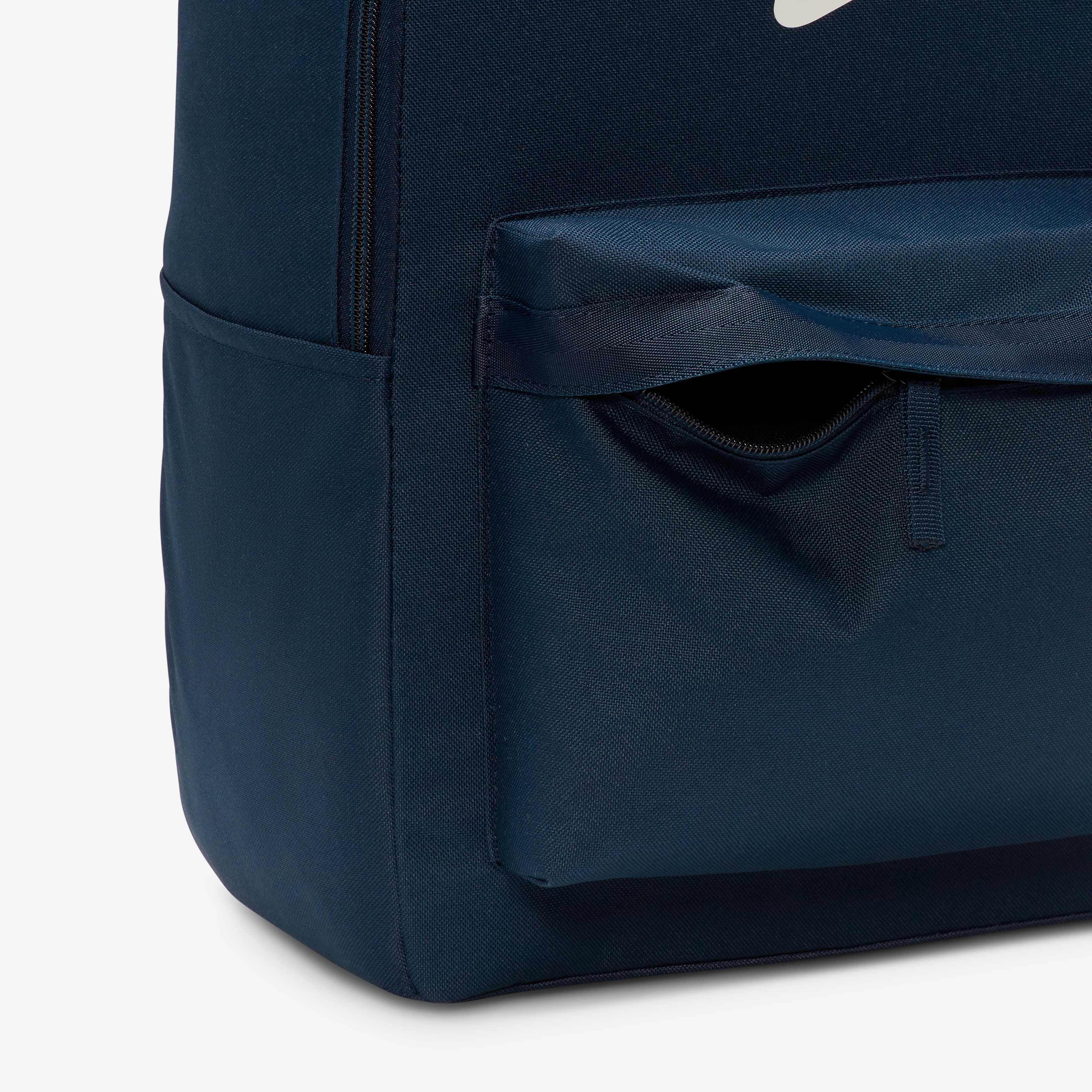 Paris Saint-Germain image number 4