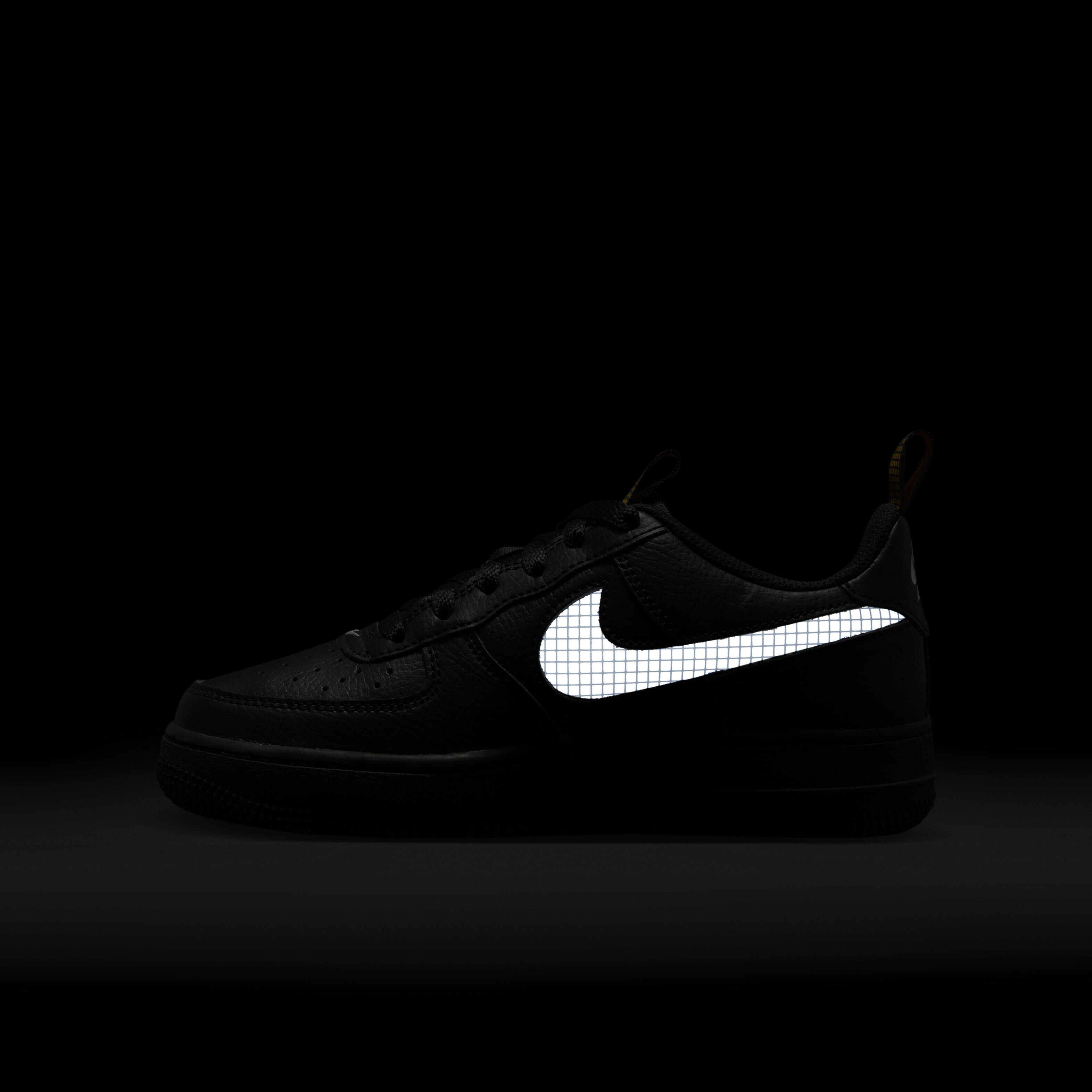 Nike Air Force 1 LV8 image number 10