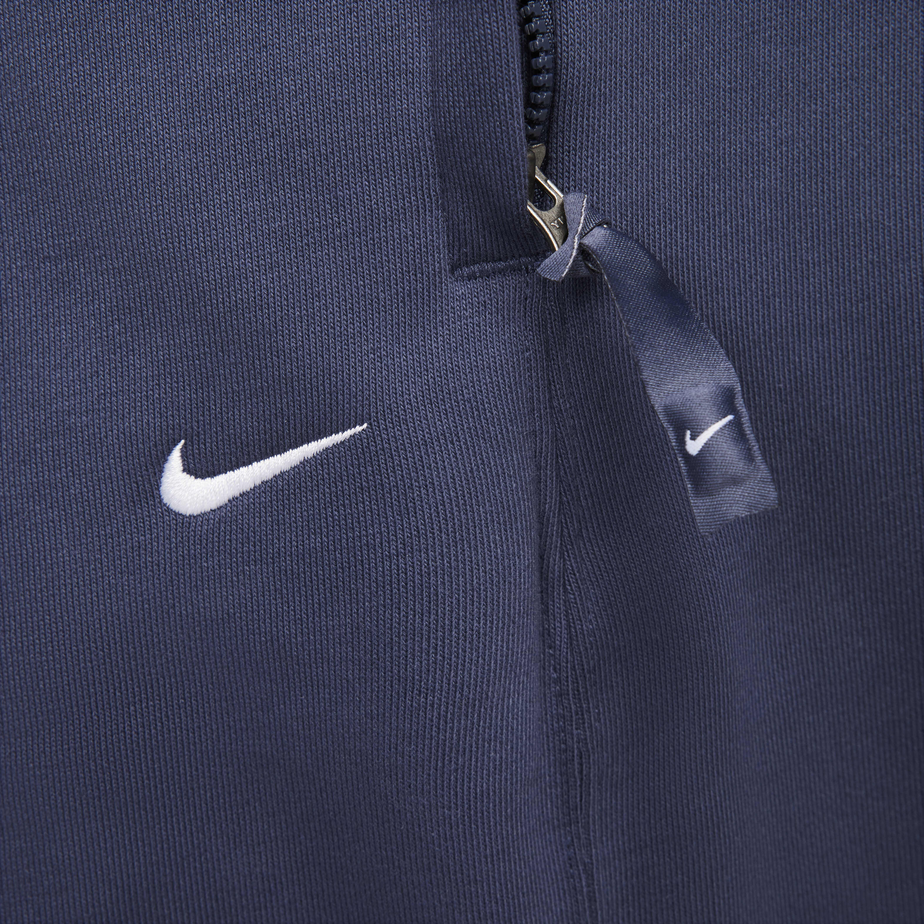 Nike Solo Swoosh image number 10