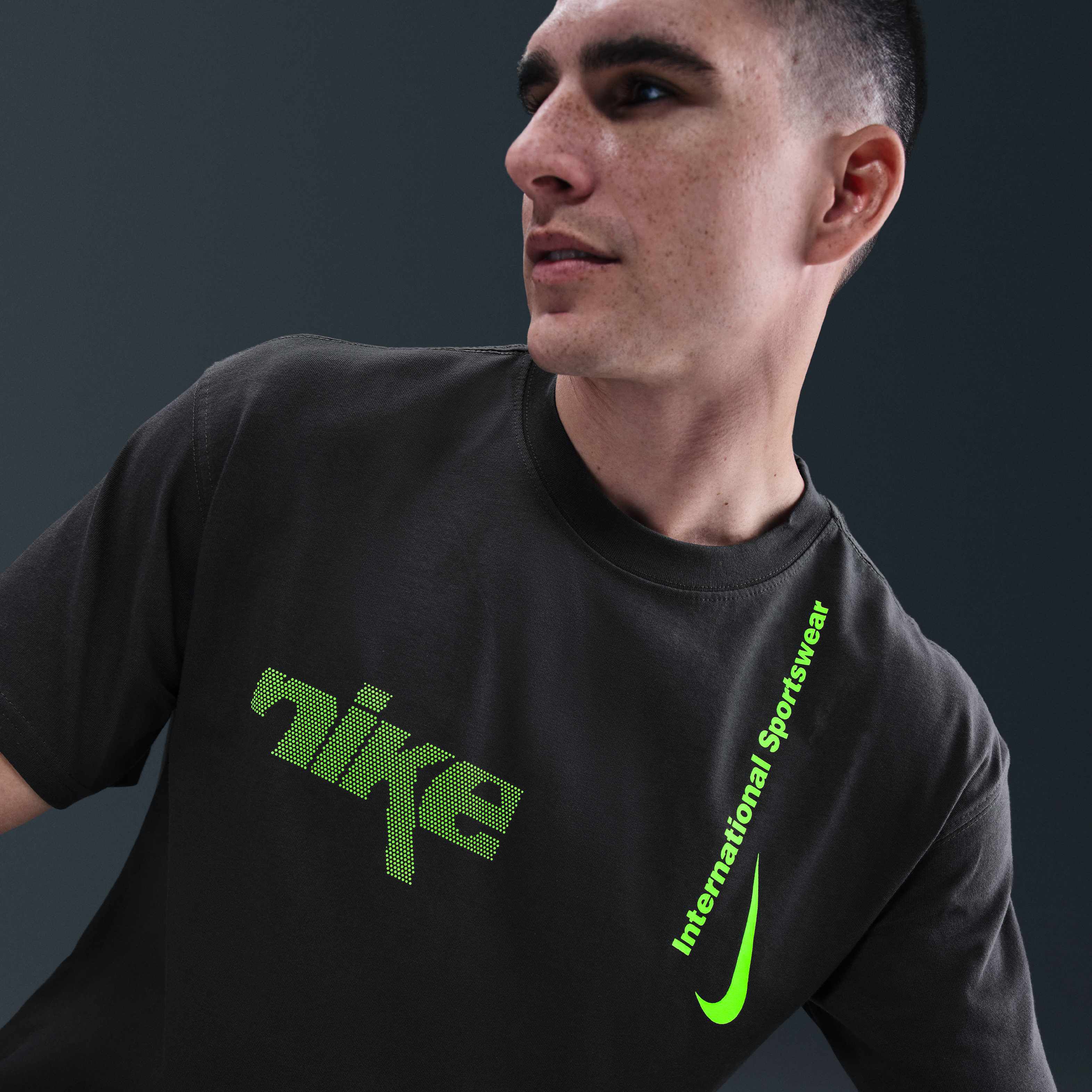 Nike Sportswear image number 2
