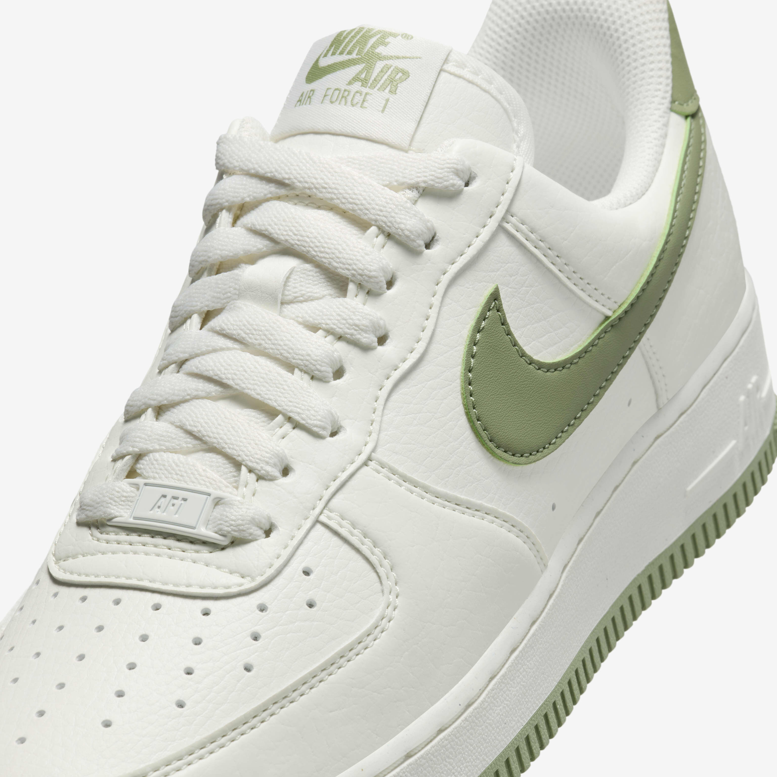 Nike Air Force 1 07 Next Nature