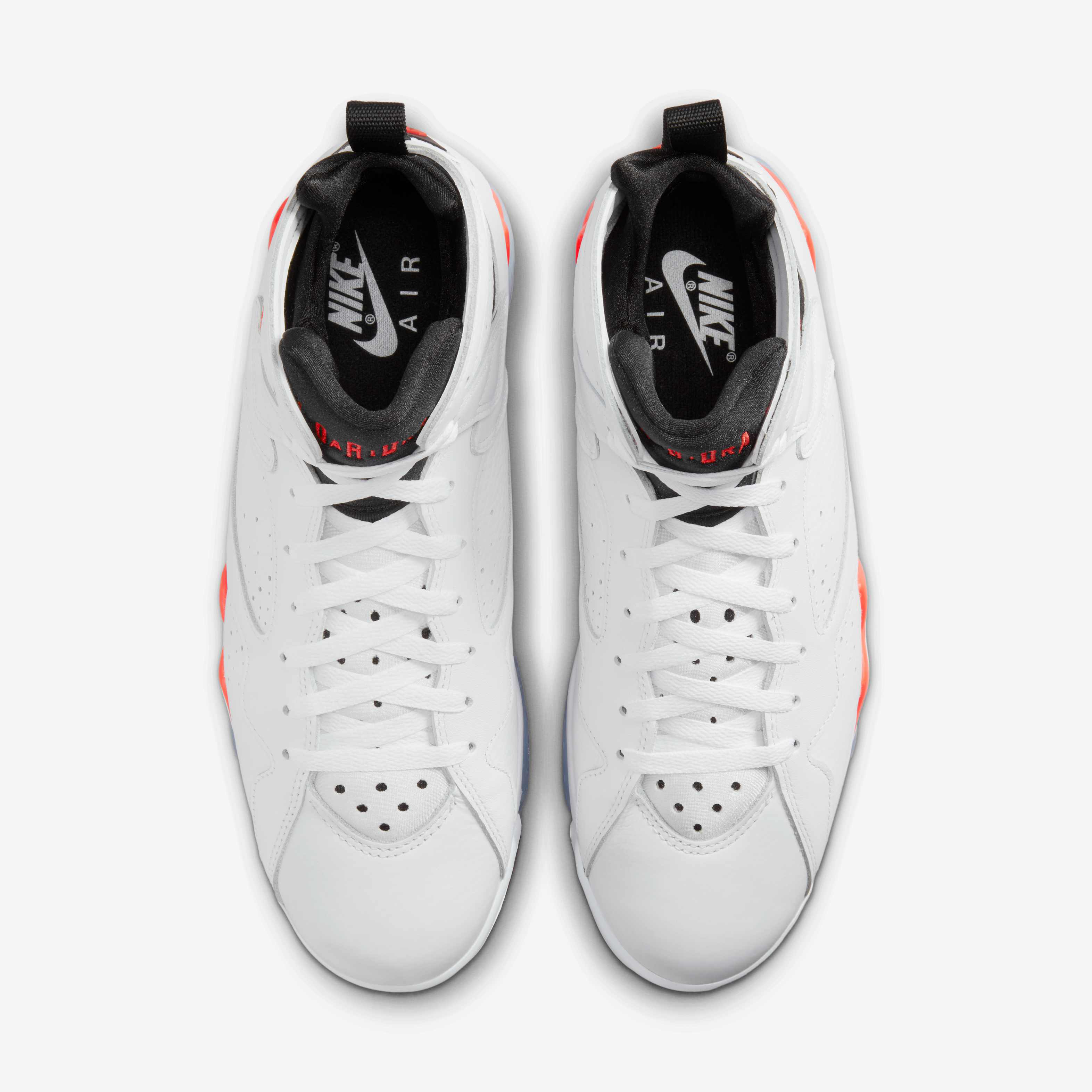 Air Jordan 7 Retro image number 3