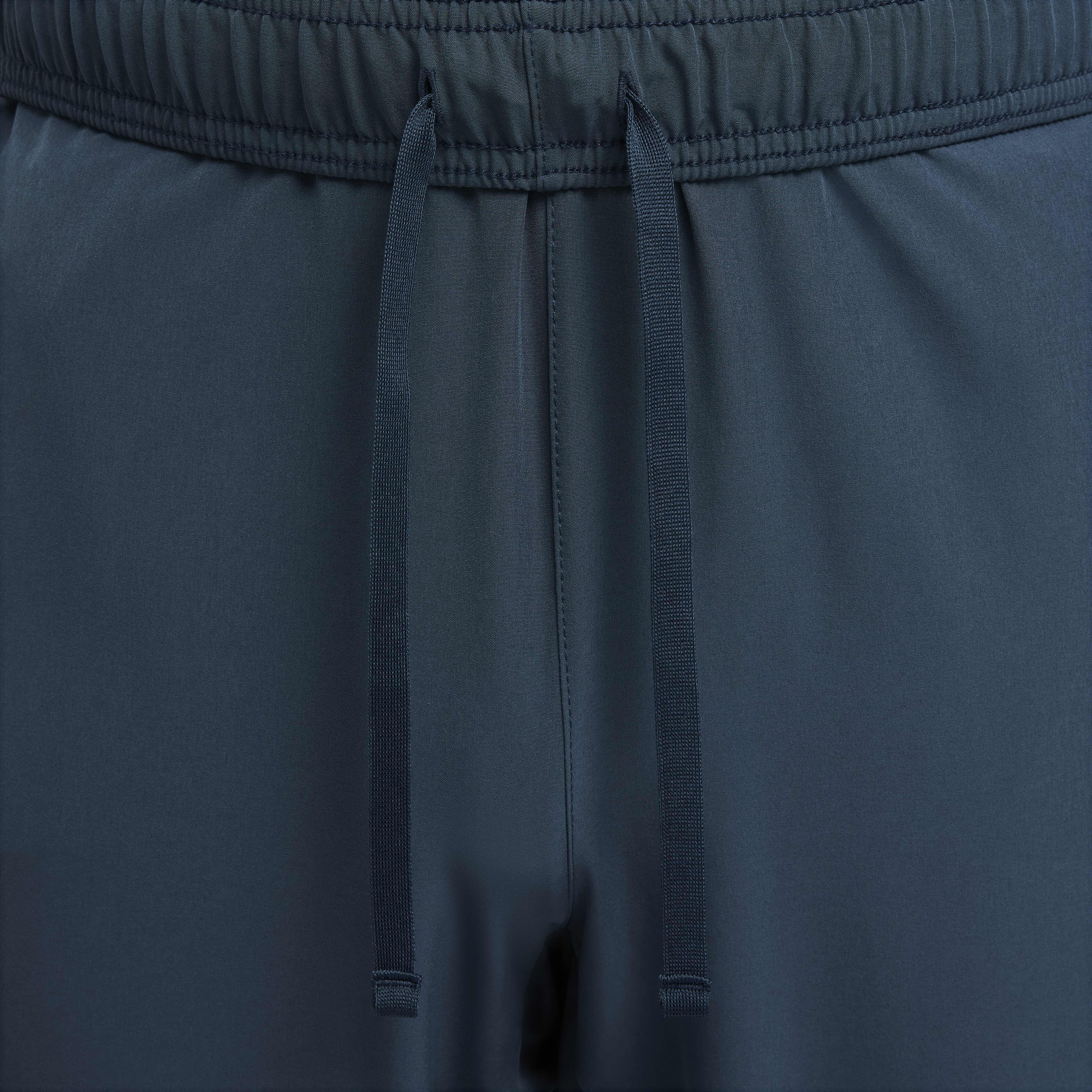 NikeCourt Advantage image number 2