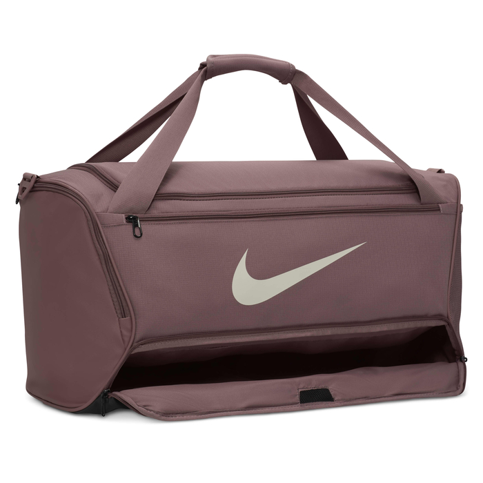 nike brasilia backpack burgundy 9.5 Training (Medium, 24L) 17 strap drop Nike Brasilia 9.5 Training Backpack