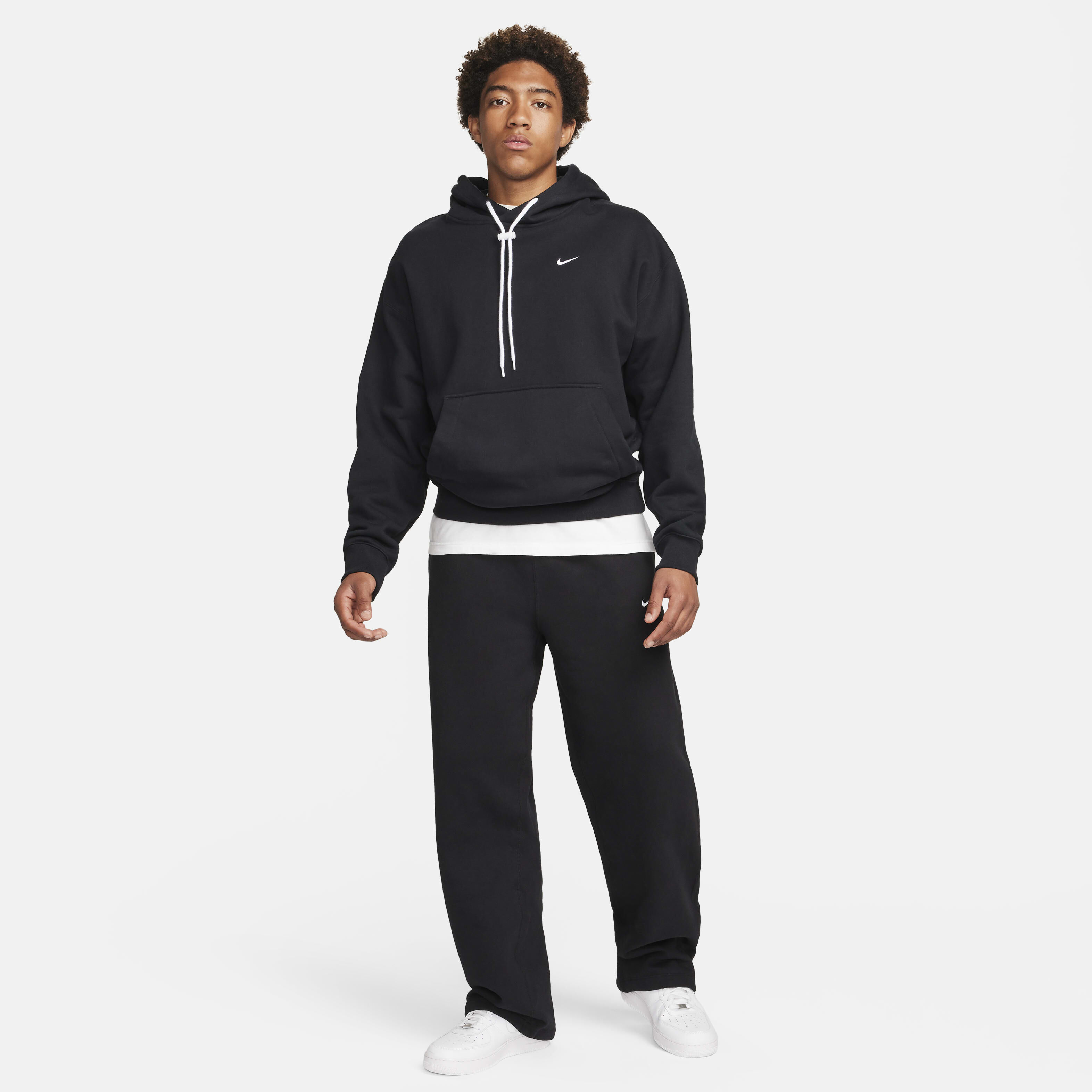 Nike men's club swoosh fleece open hem sweatpants outlet