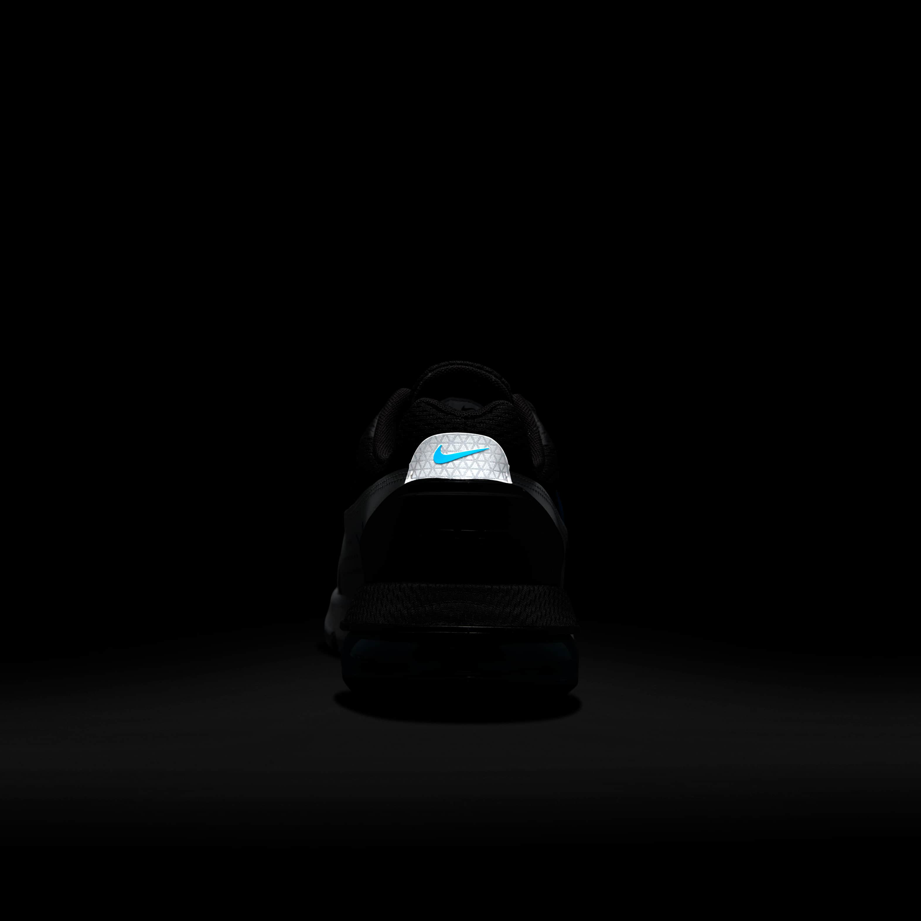 اير ماكس بولس image number 10