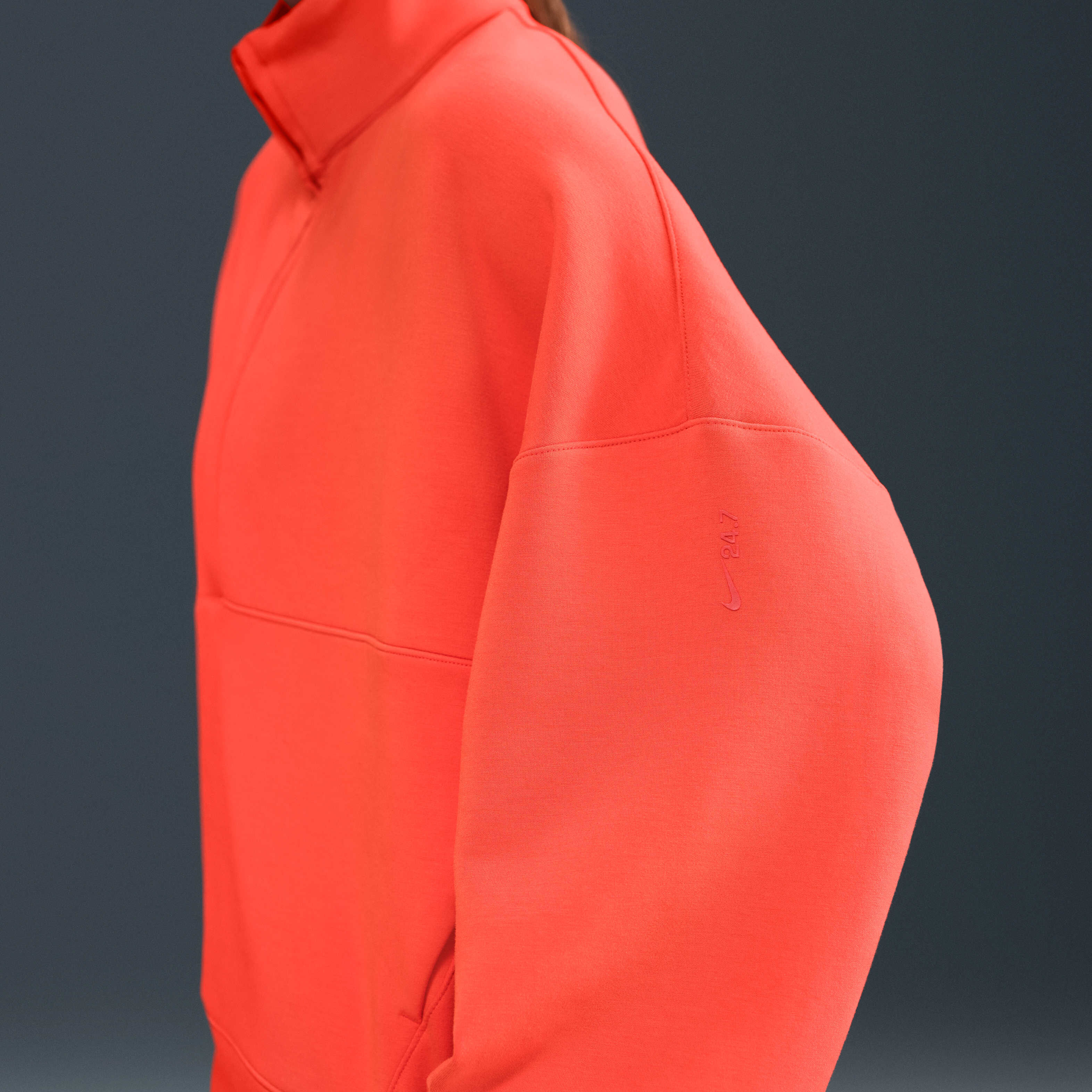 نايكي 24.7 امبوسبلي سوفت image number 5