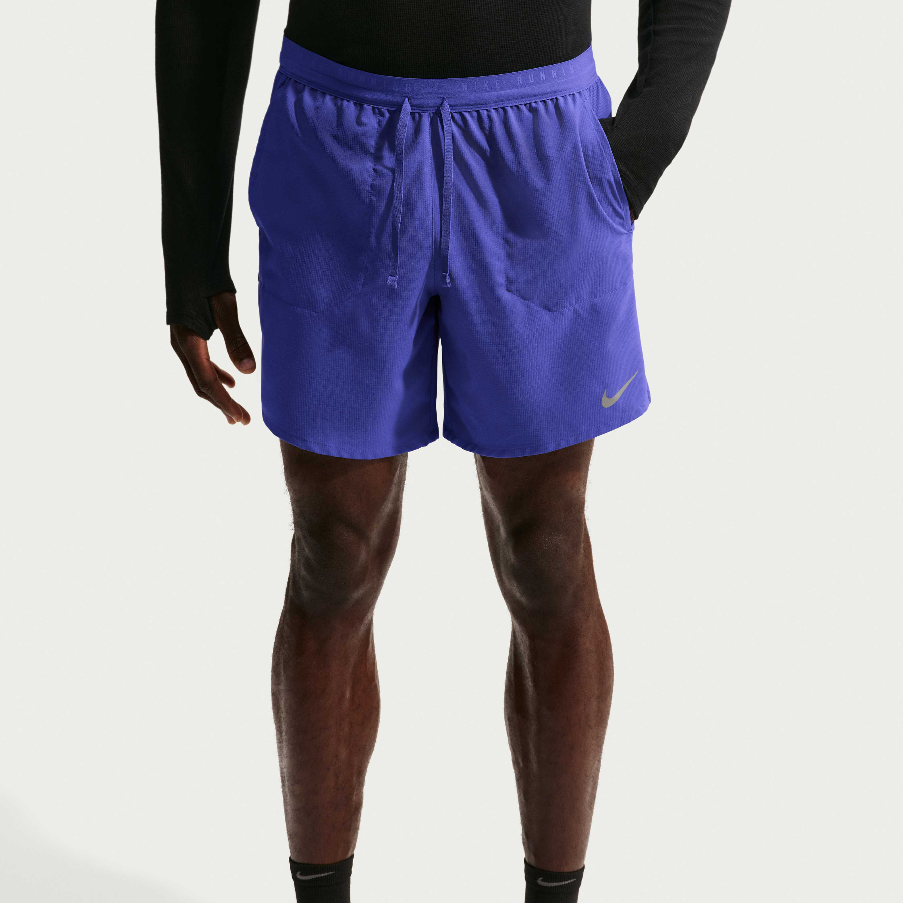 Nike Stride image number 1