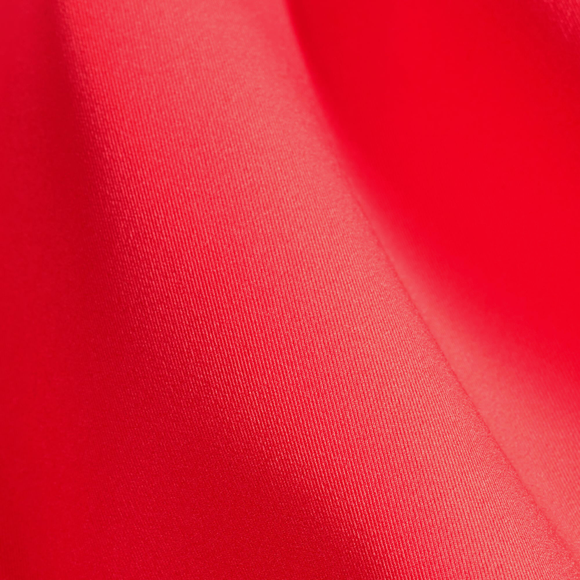 نايكي يونيفيرسا image number 2