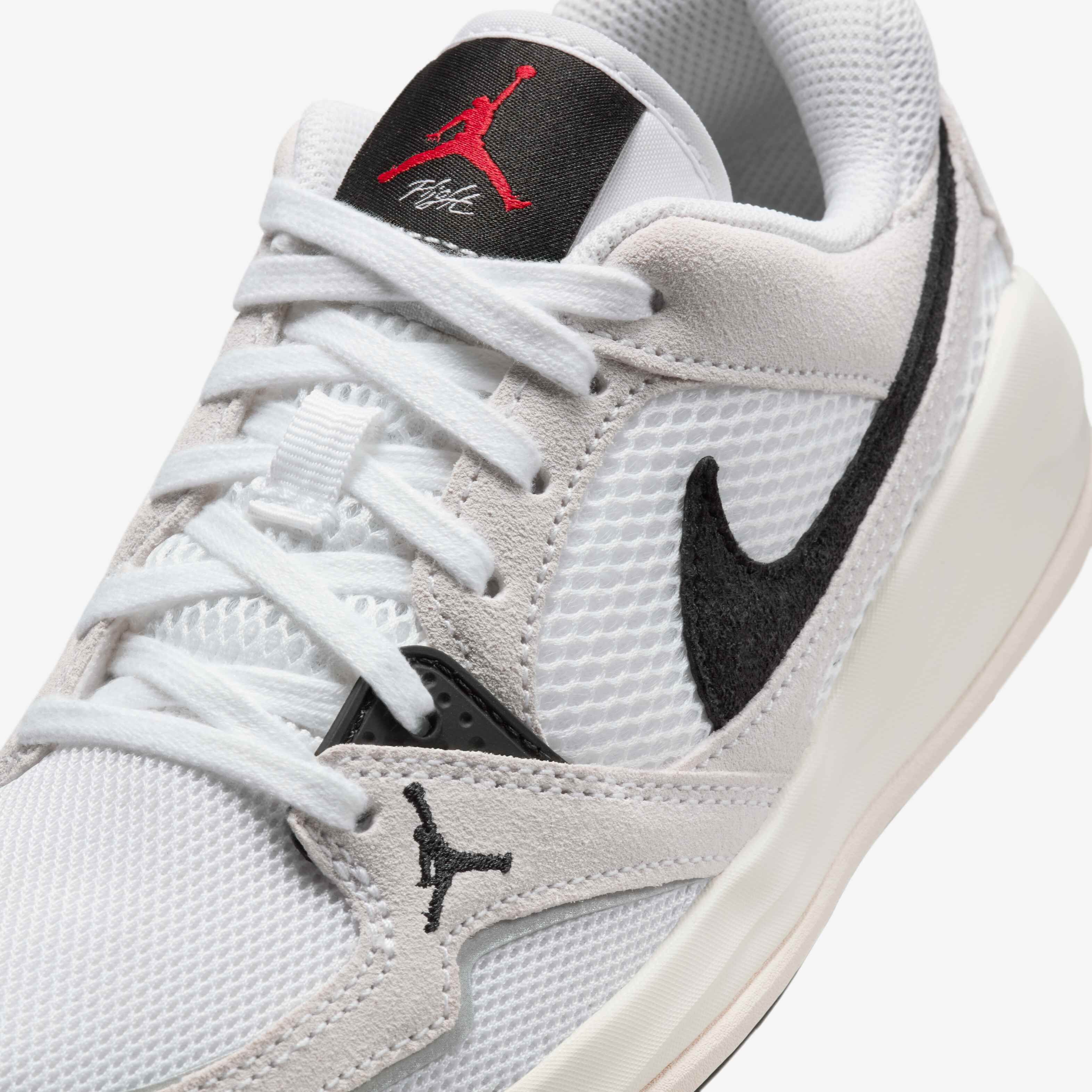 جوردن كمفرت ايرا image number 6