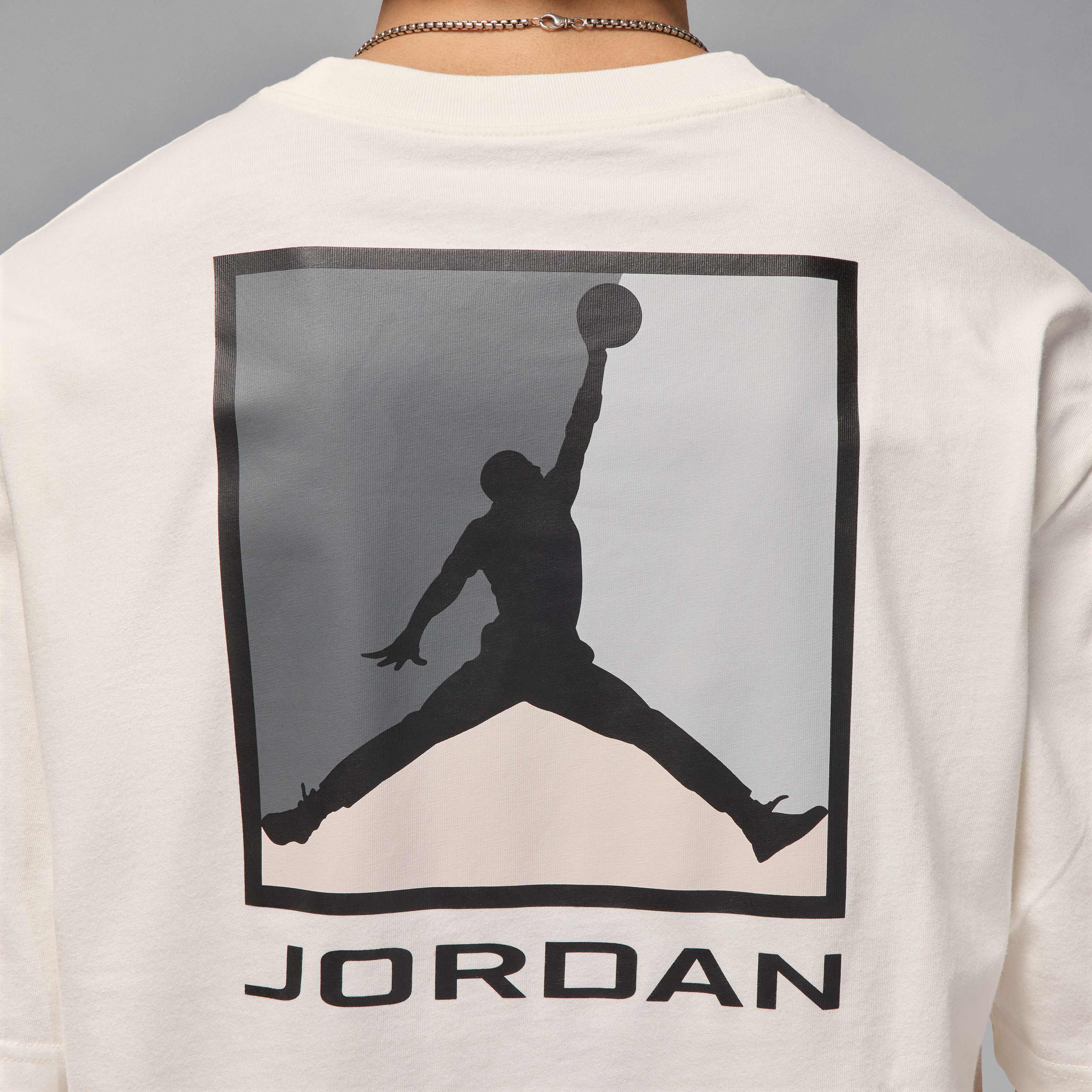 Jordan Brooklyn image number 3