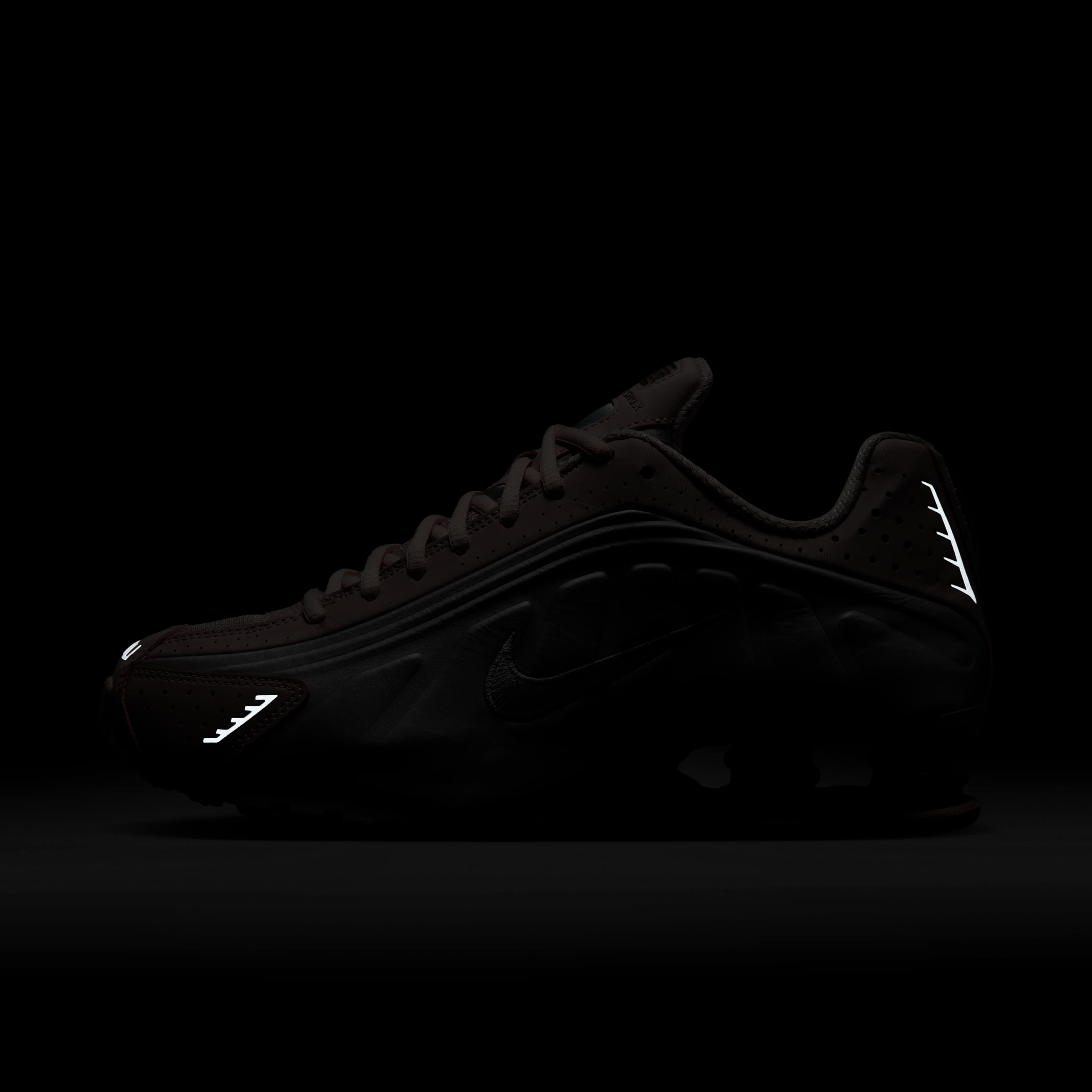 Nike Shox R4 image number 10