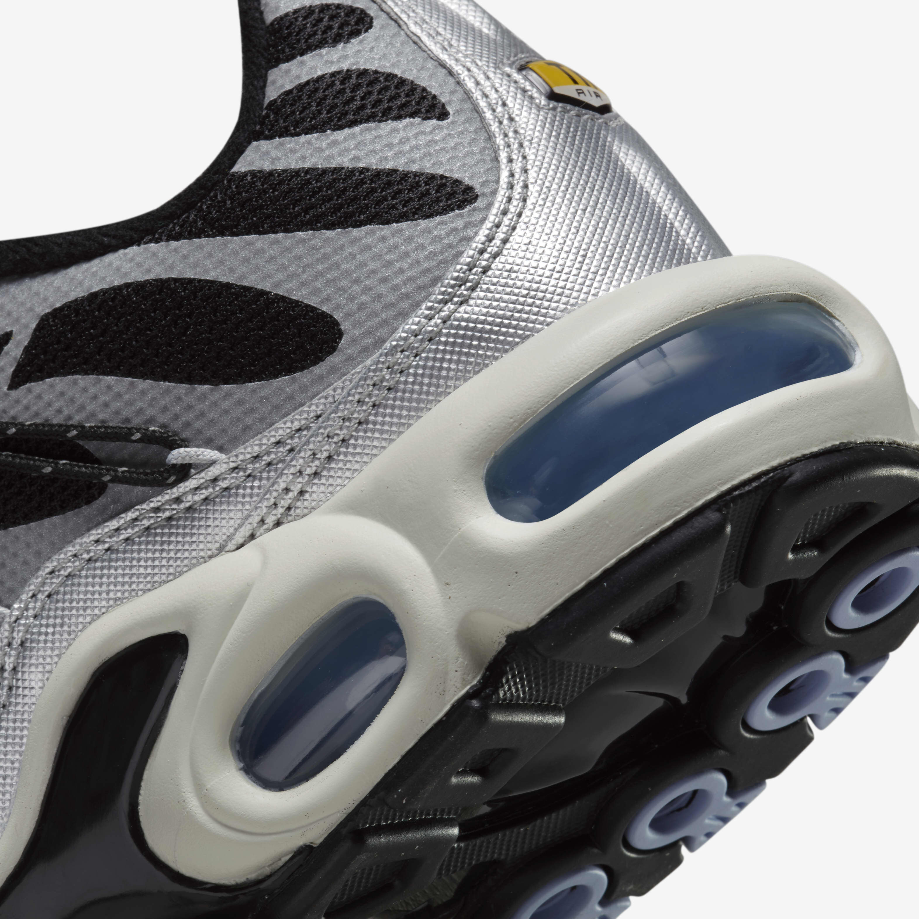 Nike Air Max Plus image number 8