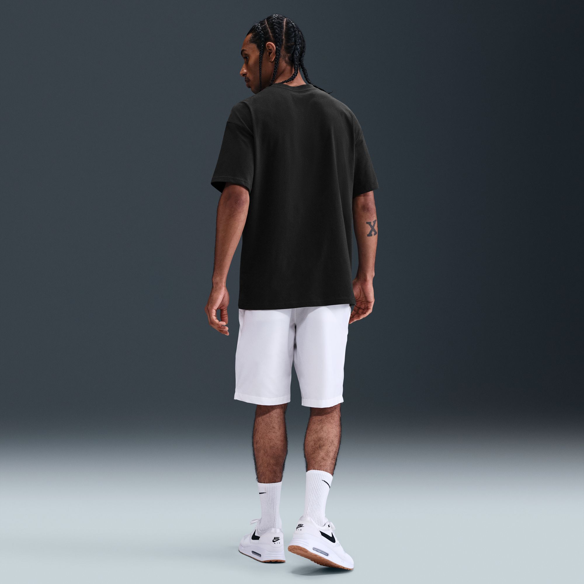 Nike image number 2