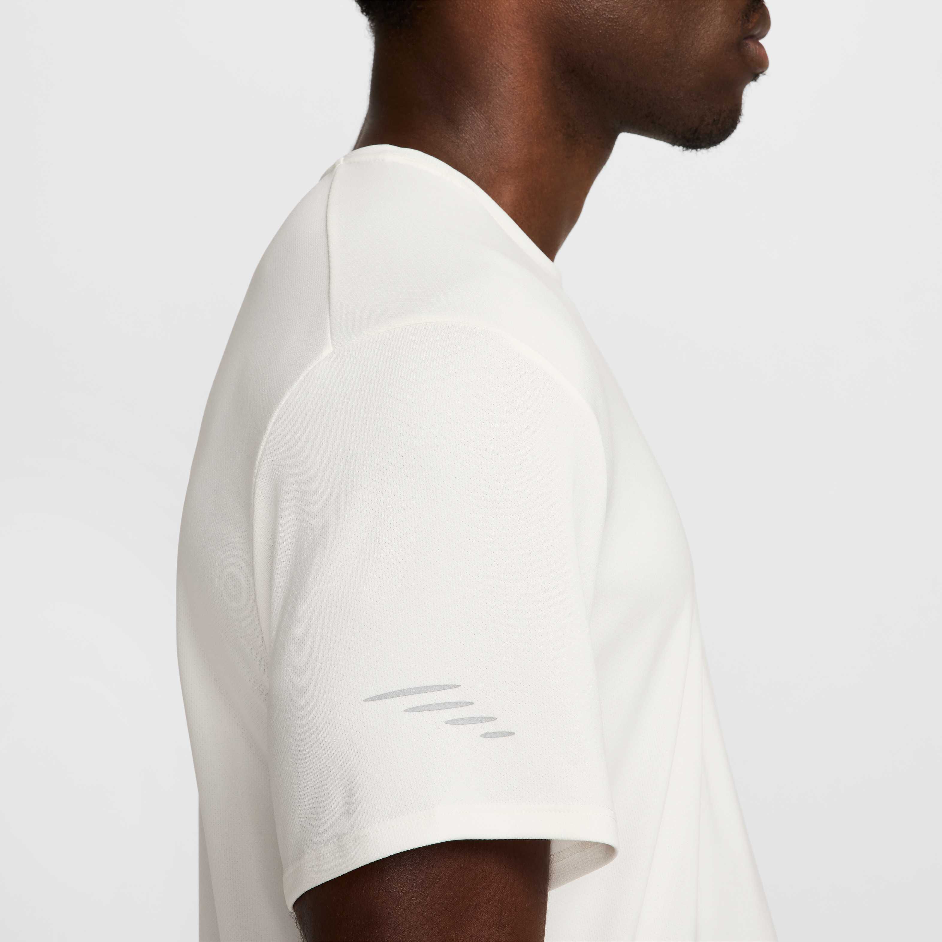 Nike Miler Flash image number 3