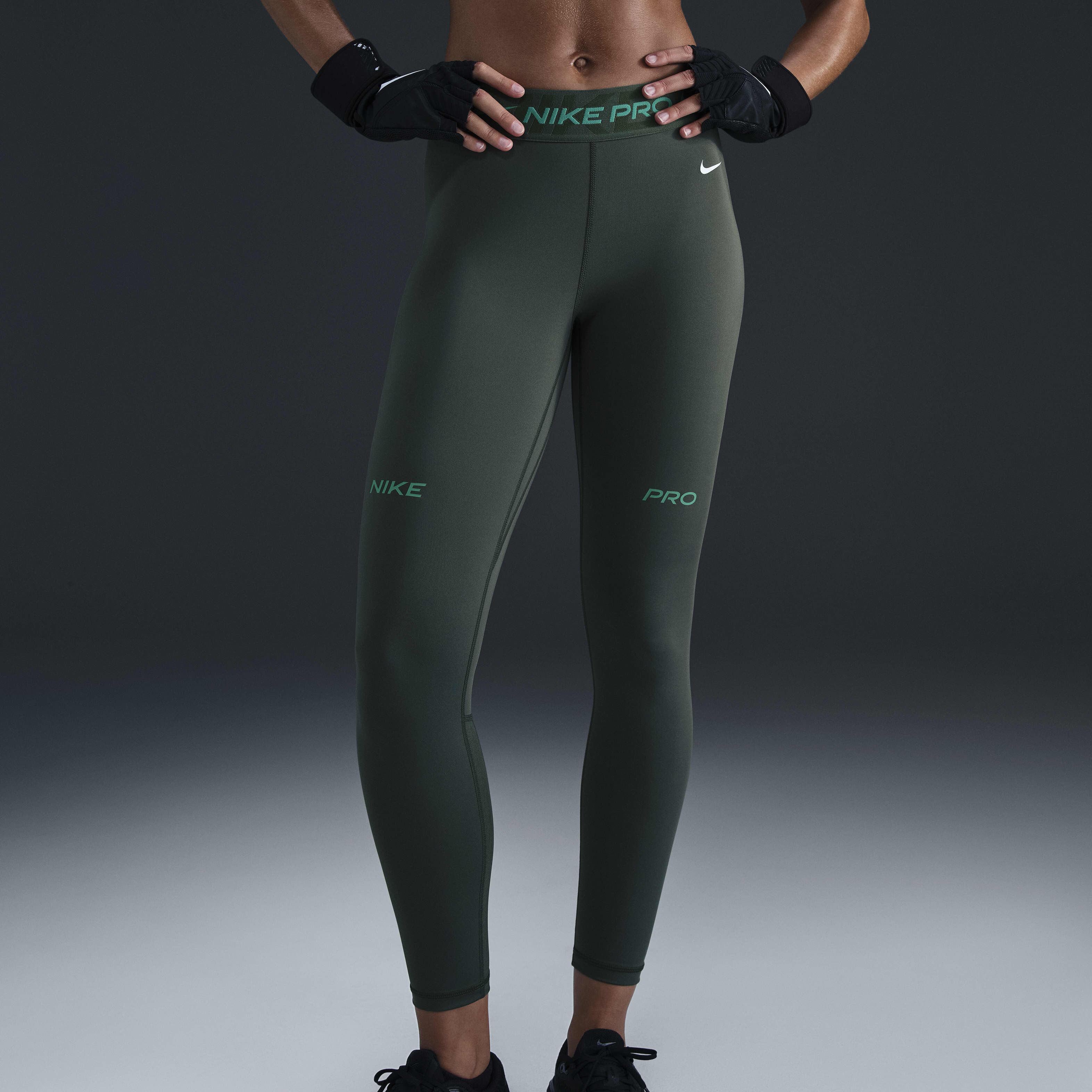 Buy Nike Pro Women s Mid Rise 7 8 Graphic Leggings Nike UAE Official