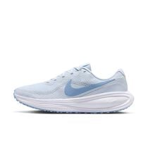 Nike Revolution 8
