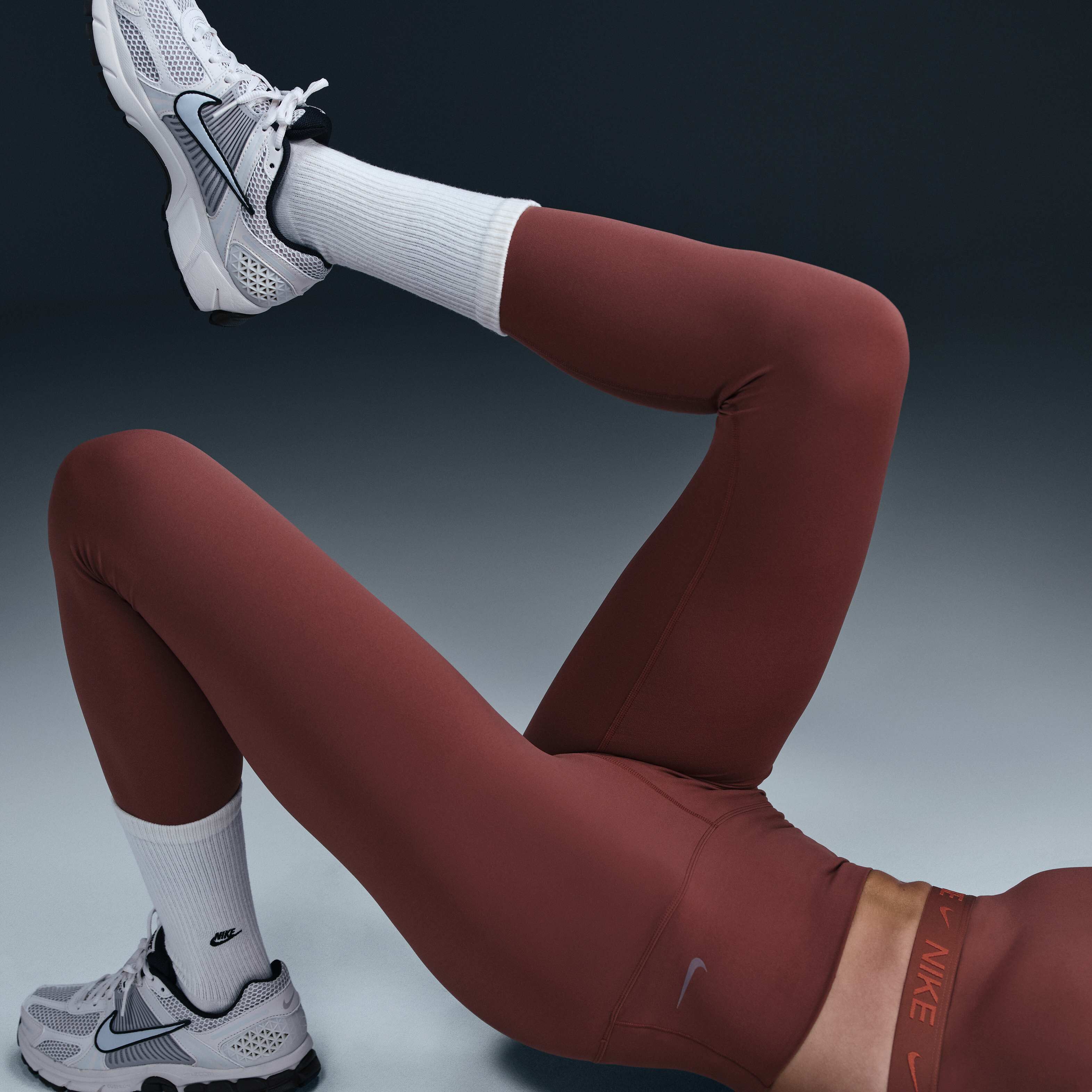 Nike Zenvy image number 4