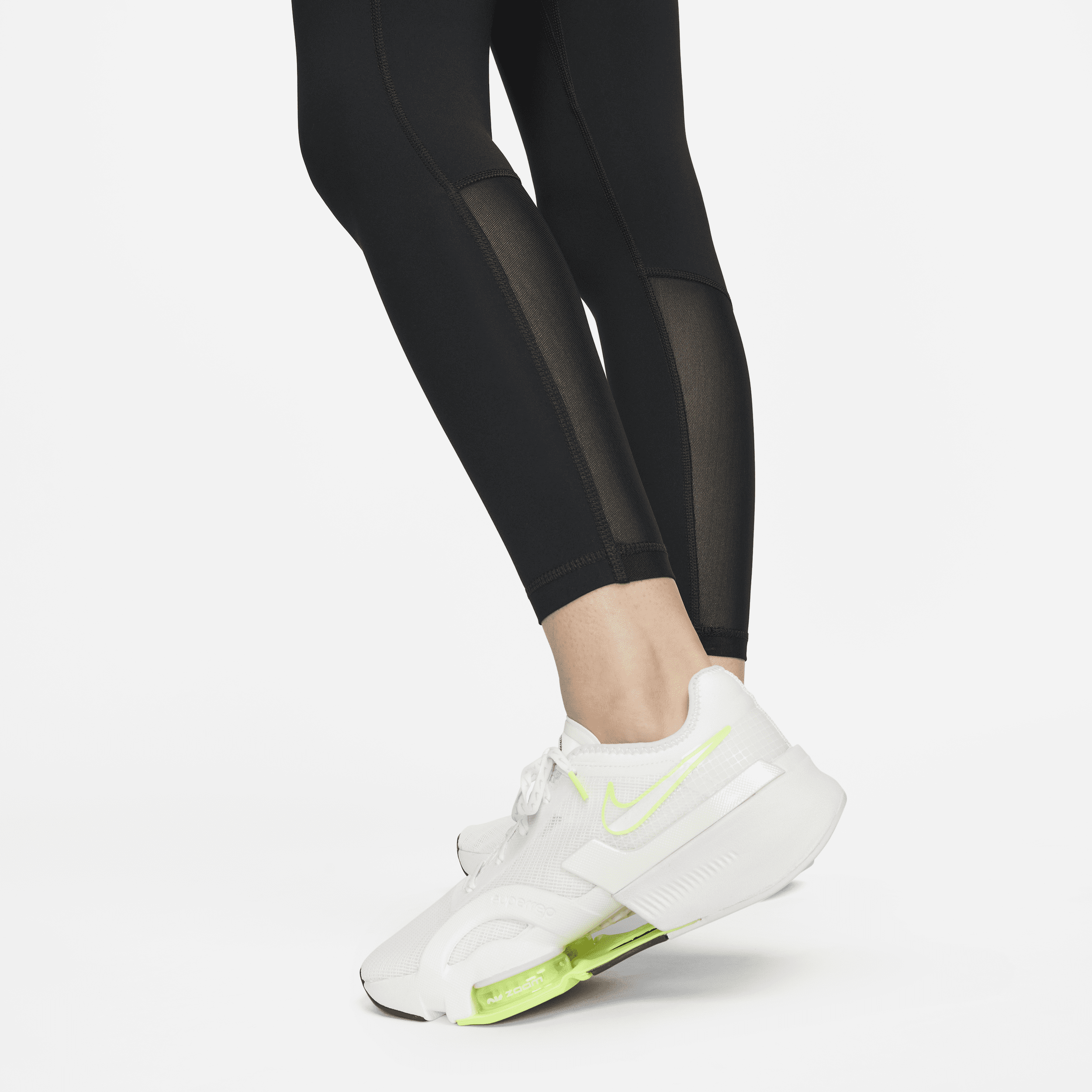 Nike Pro 365 image number 4