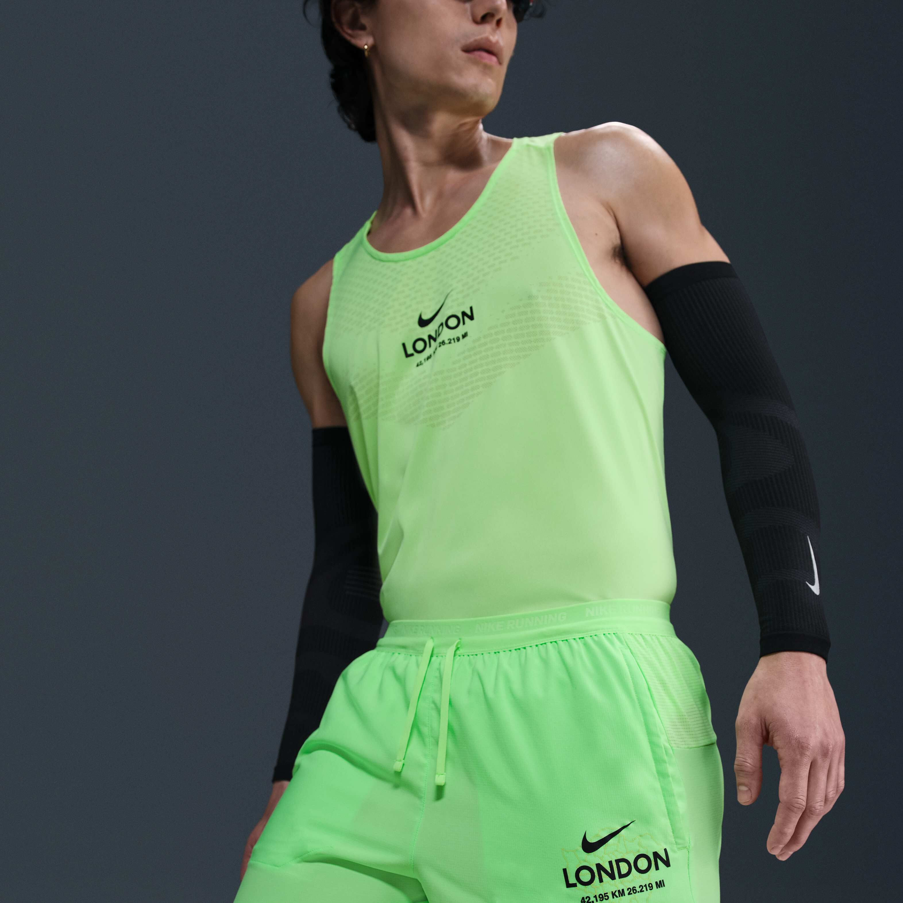 Nike Stride image number 4