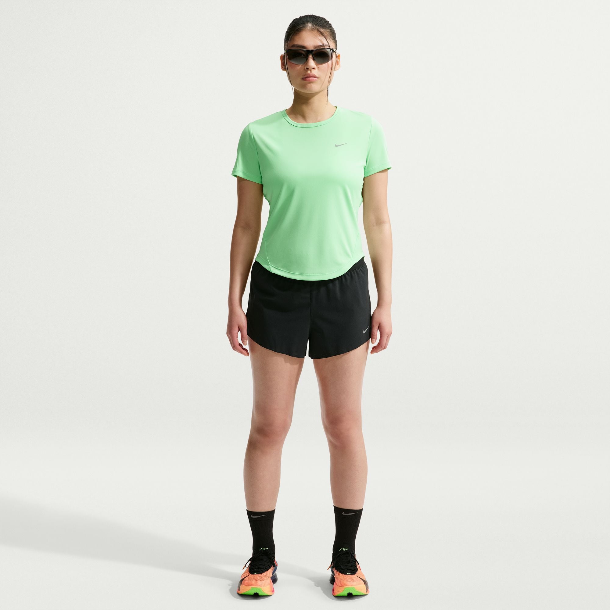 Nike Tempo image number 0