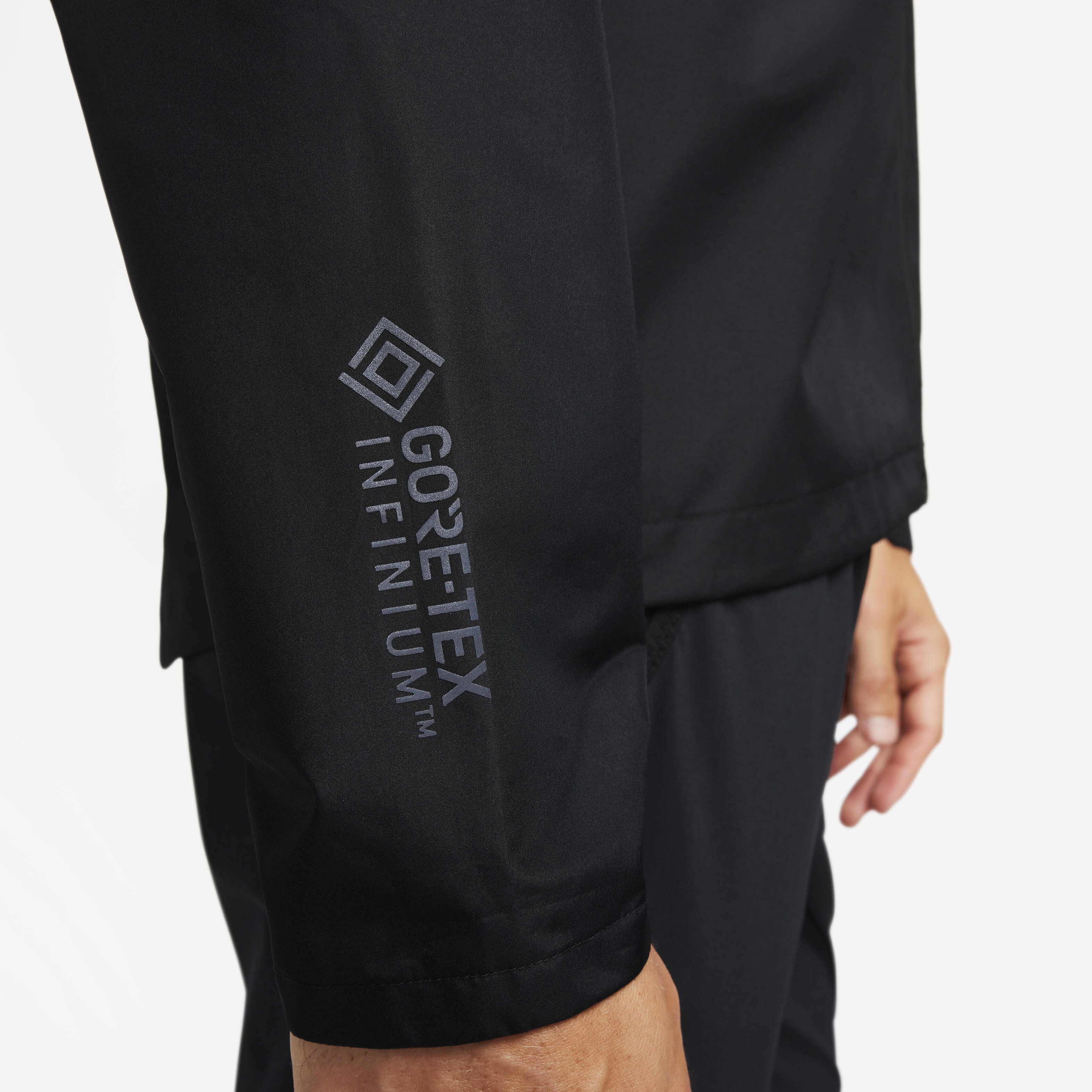 NIKE TRAIL Ｗ'sゴアテックスINFINIUM ジャケット ブラックＭ Nike GORE-TEX INFINIUM WOMEN'S TRAIL RUNNING JACKET, BLACK, SMALL