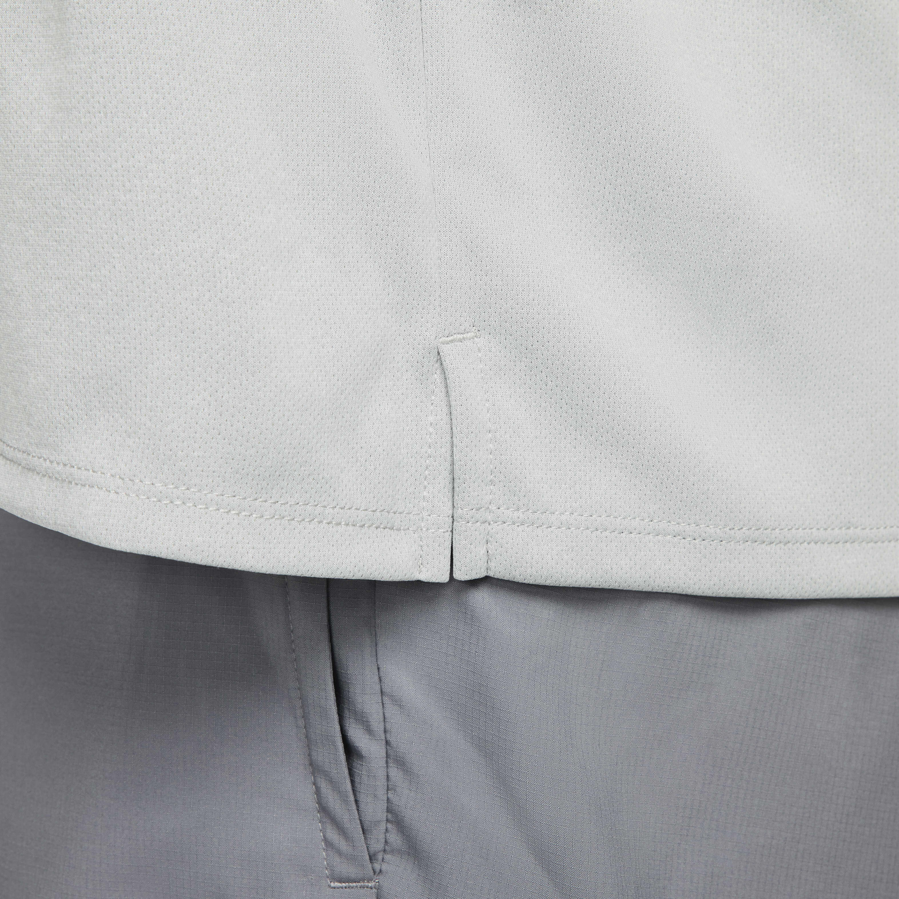 نايكي ميلر image number 9