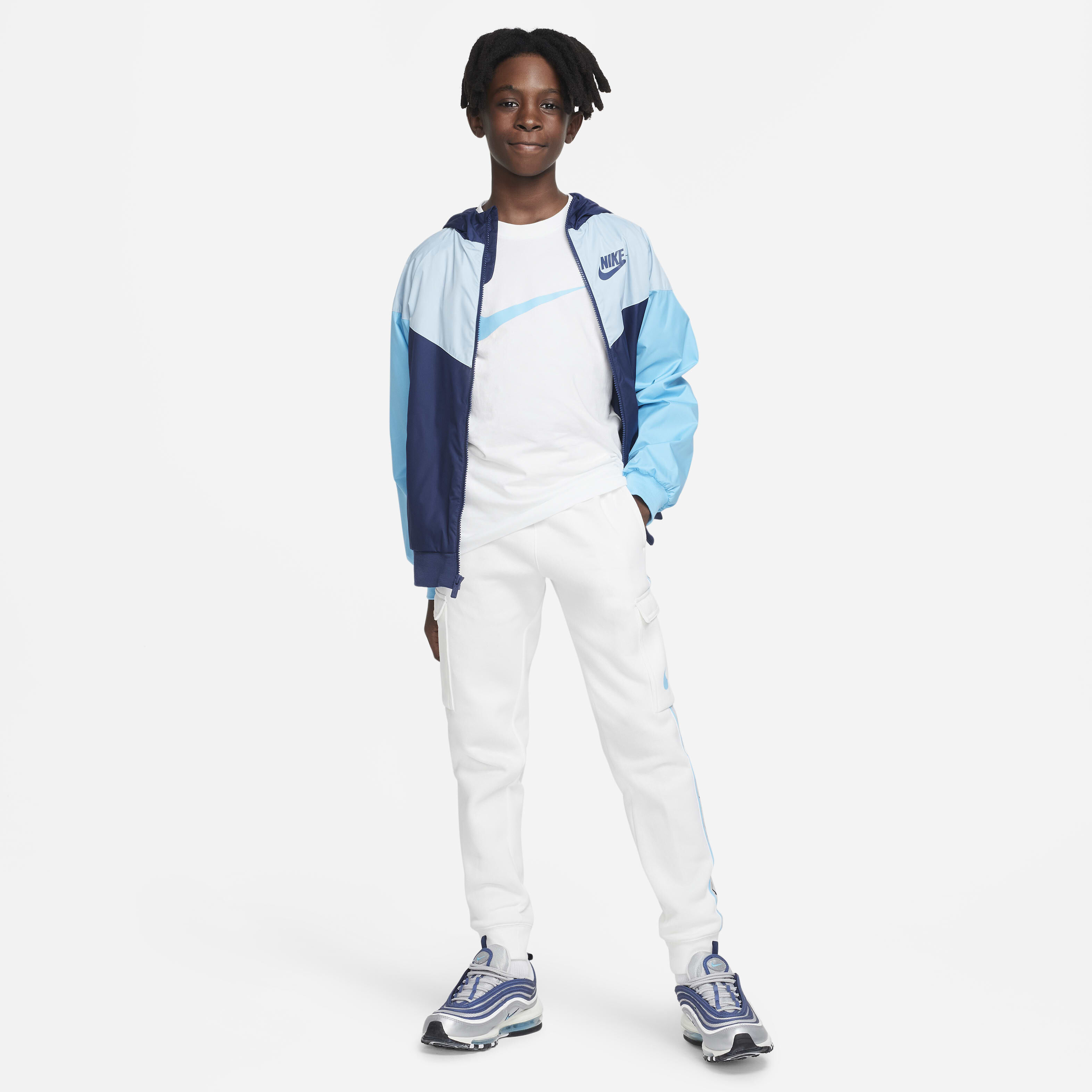 Nike Sportswear Repeat image number 3