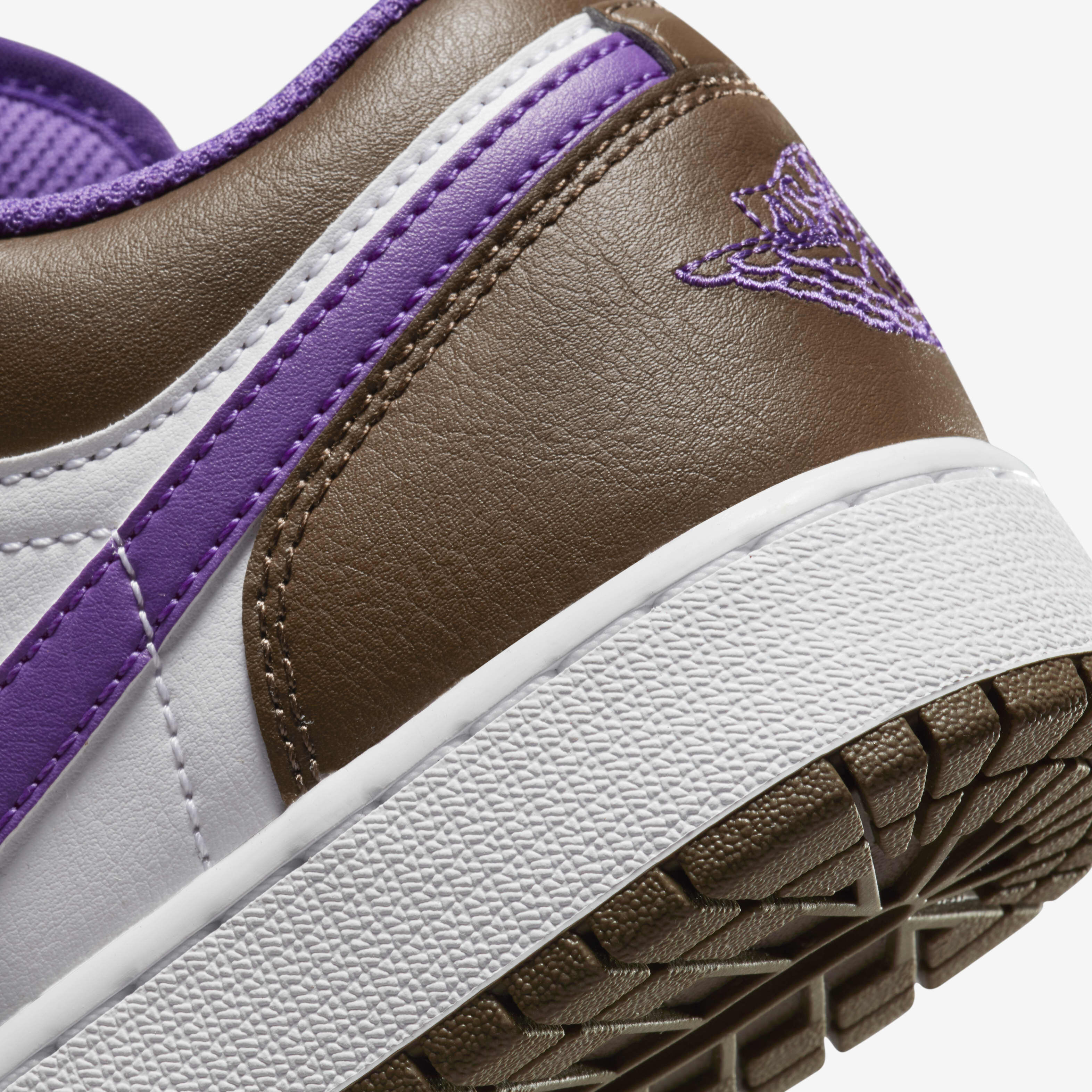 Air Jordan 1 Low image number 7