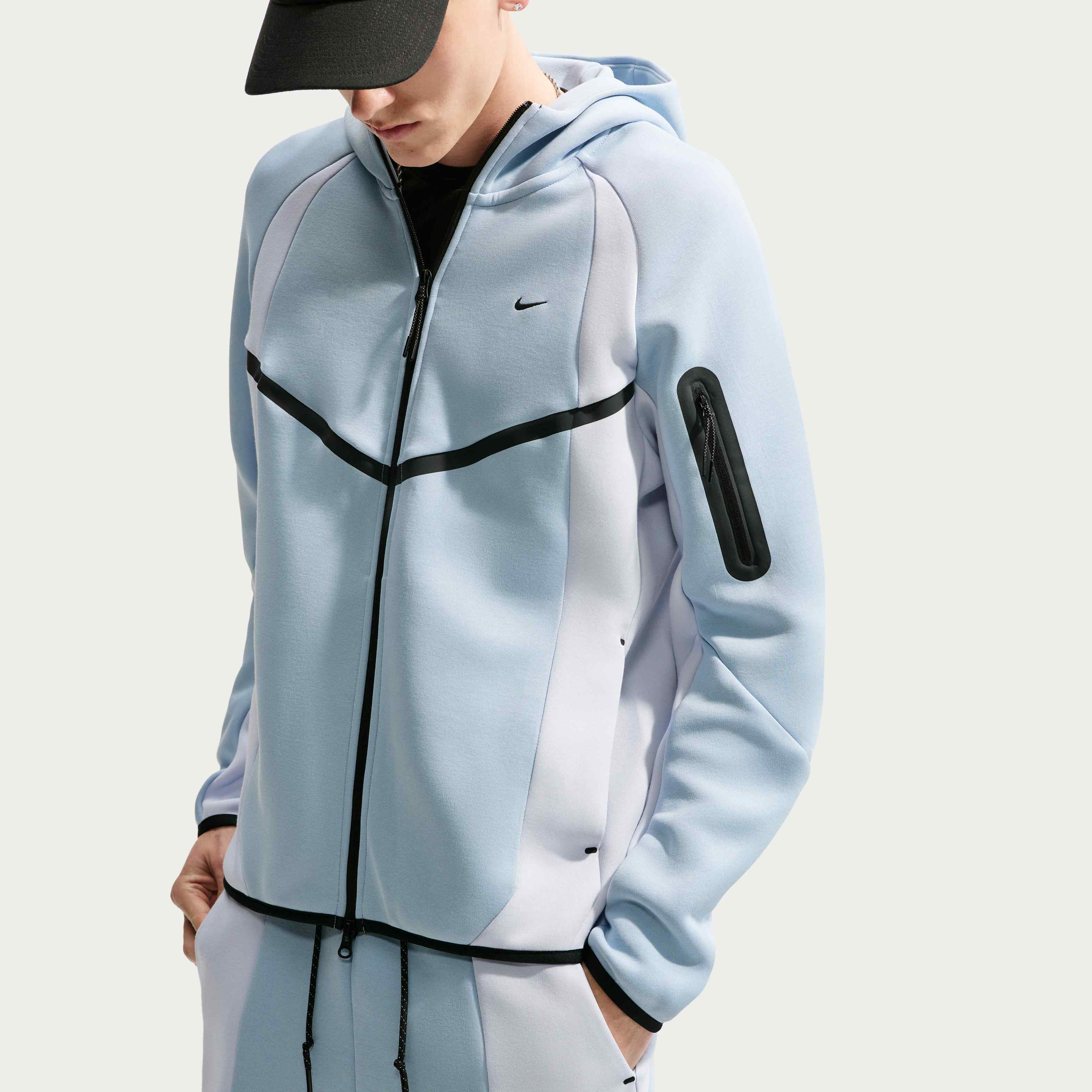 Nike Tech image number 5