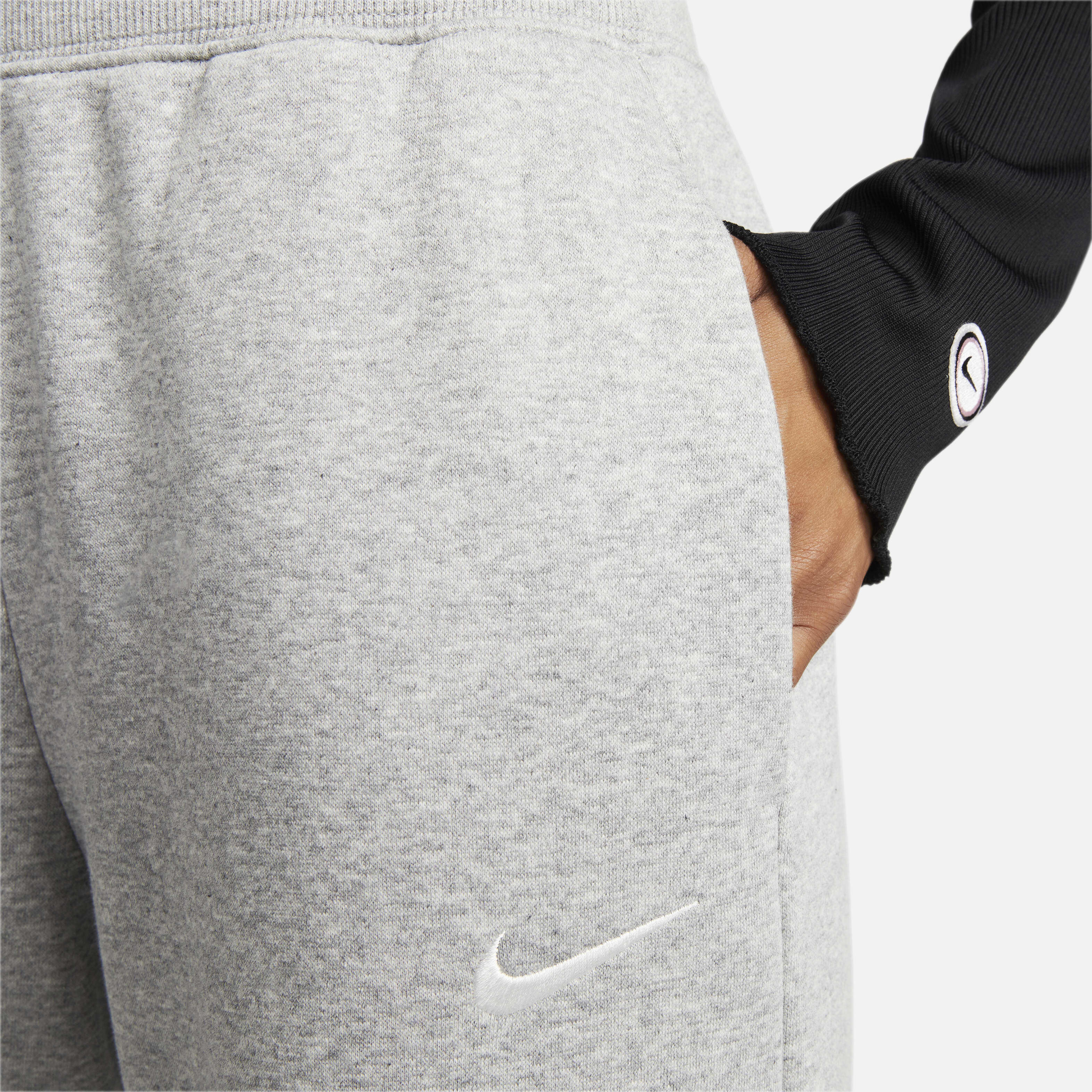 Nike tracksuit bottoms long leg on sale