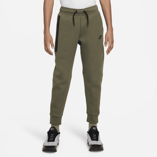 Nike slim 2024 fit joggers boys