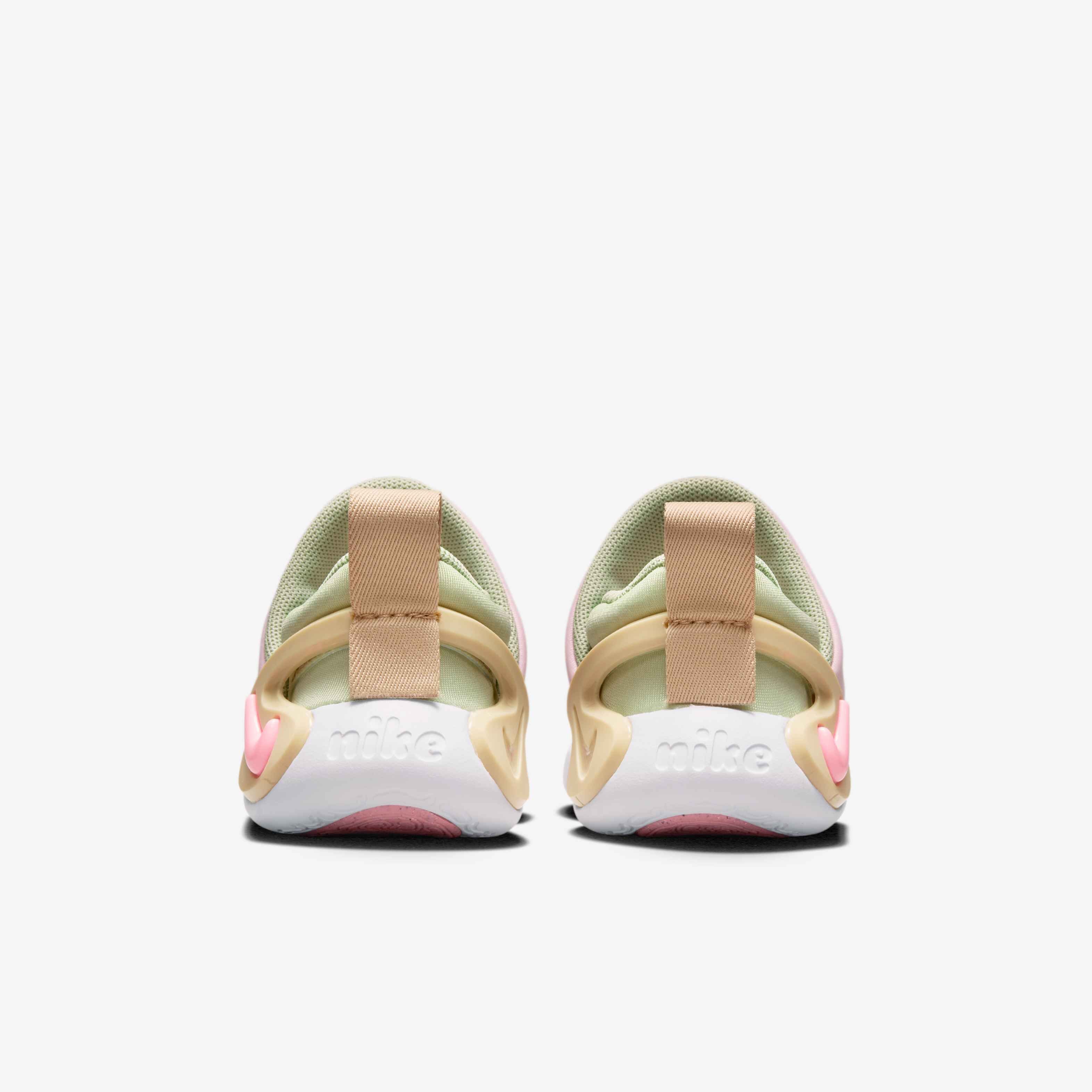 نايكي دينامو جو image number 5