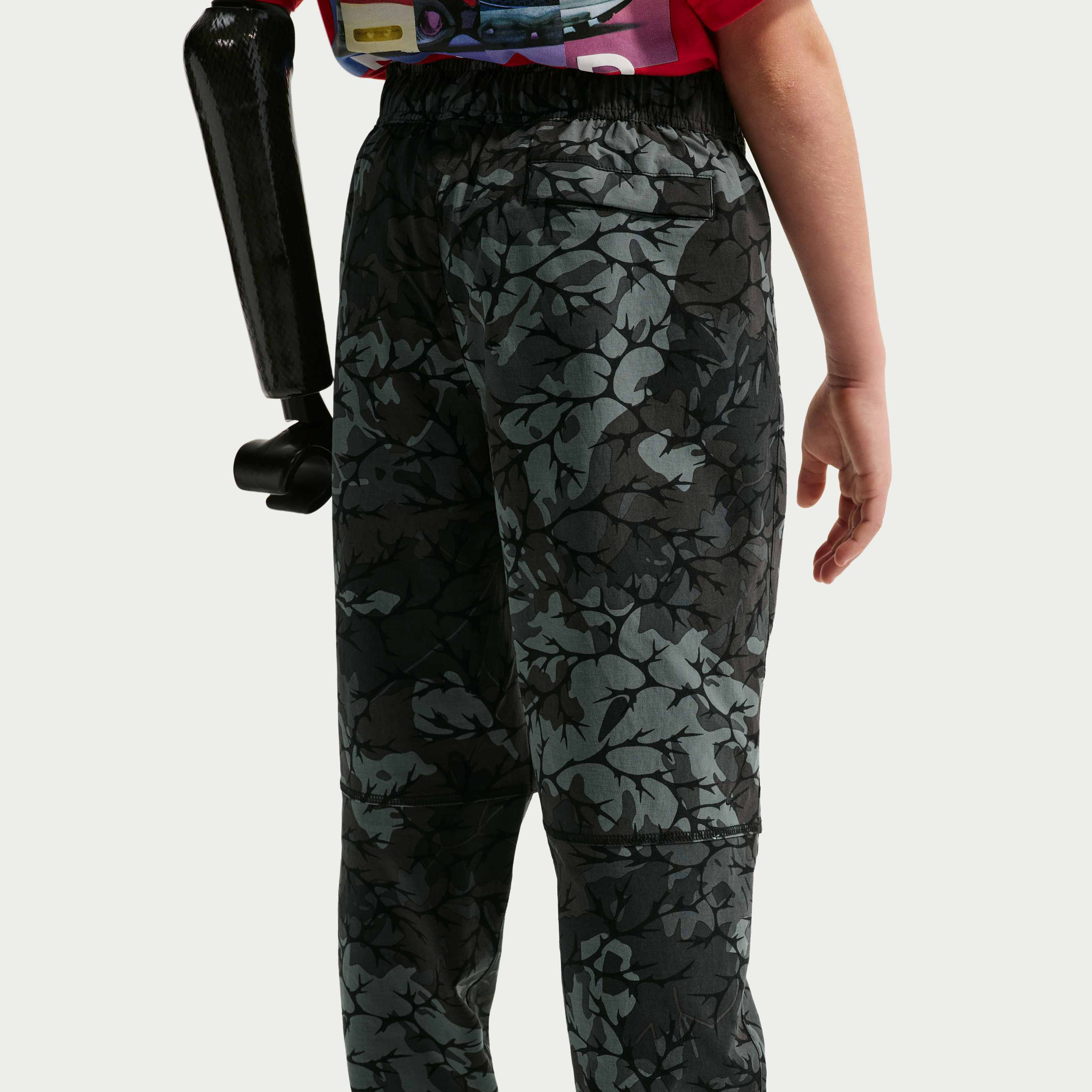 Nike Sportswear Tech Woven image number 2