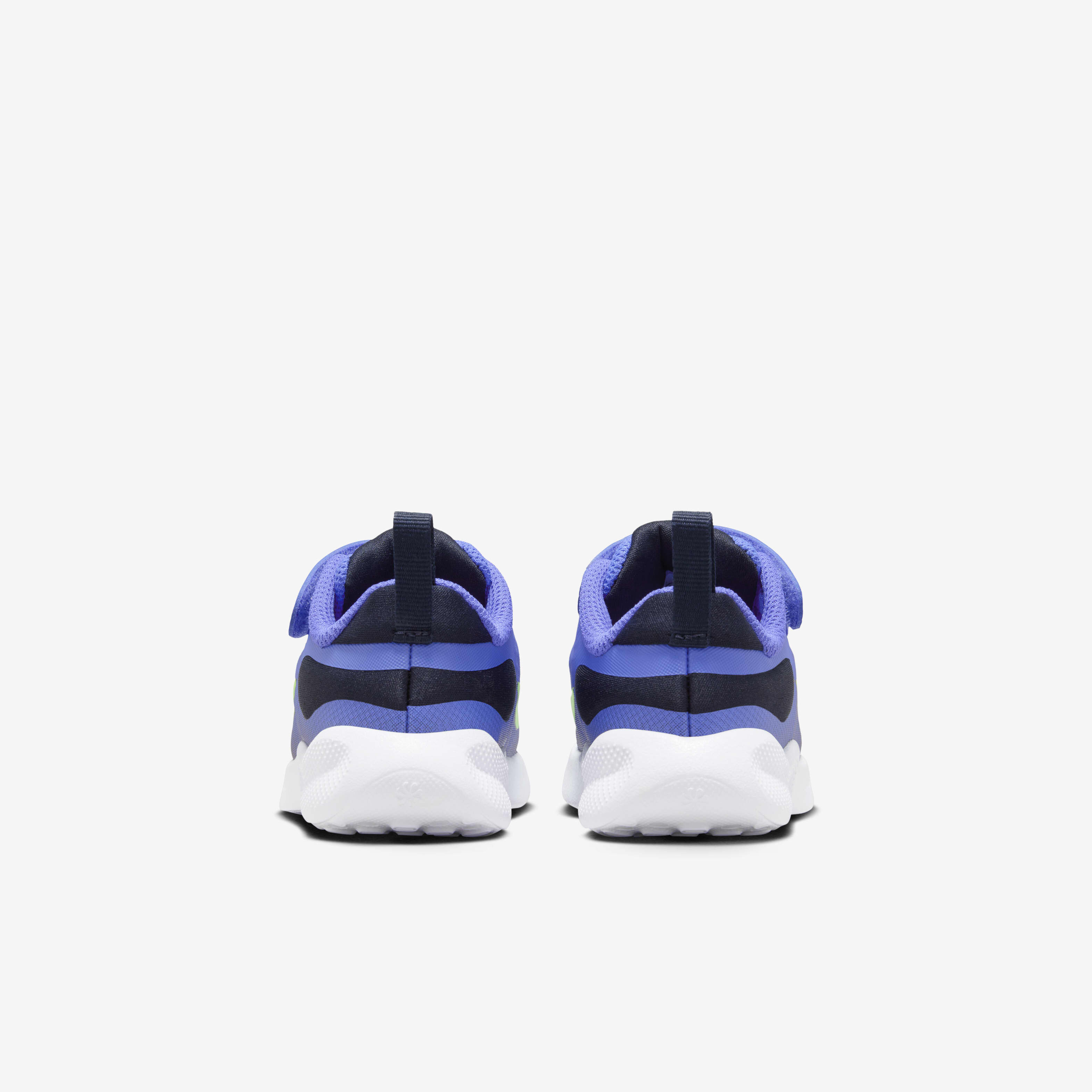 Nike Revolution 7 image number 5