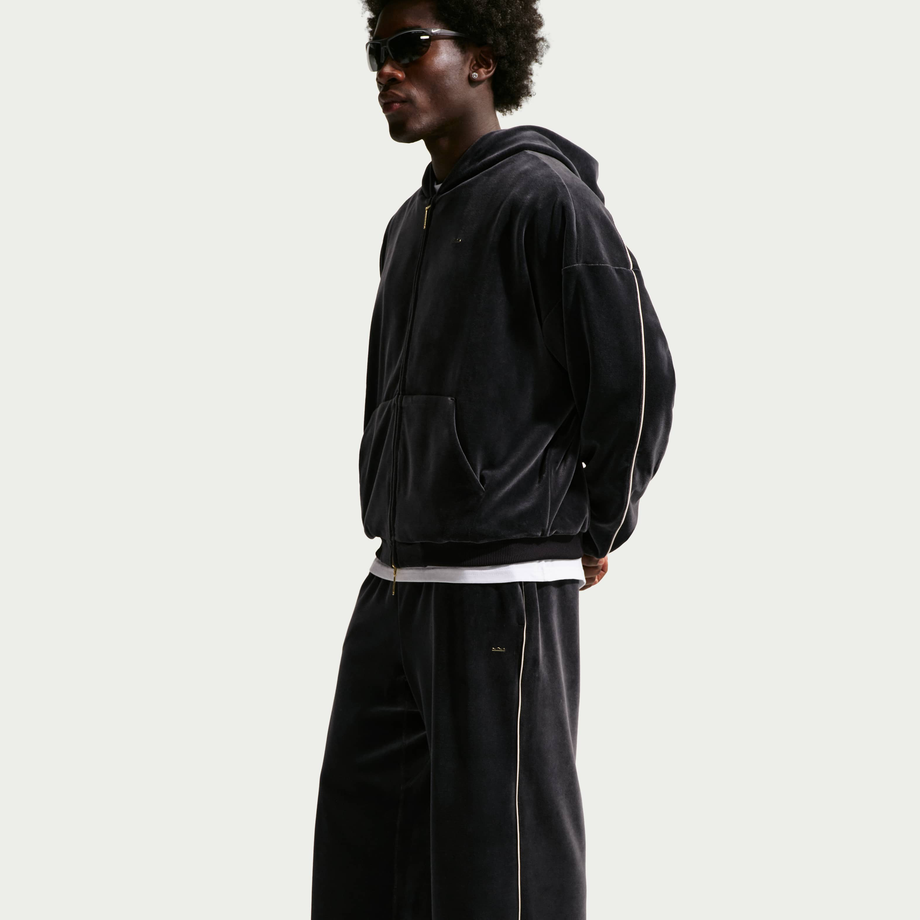 LeBron image number 3