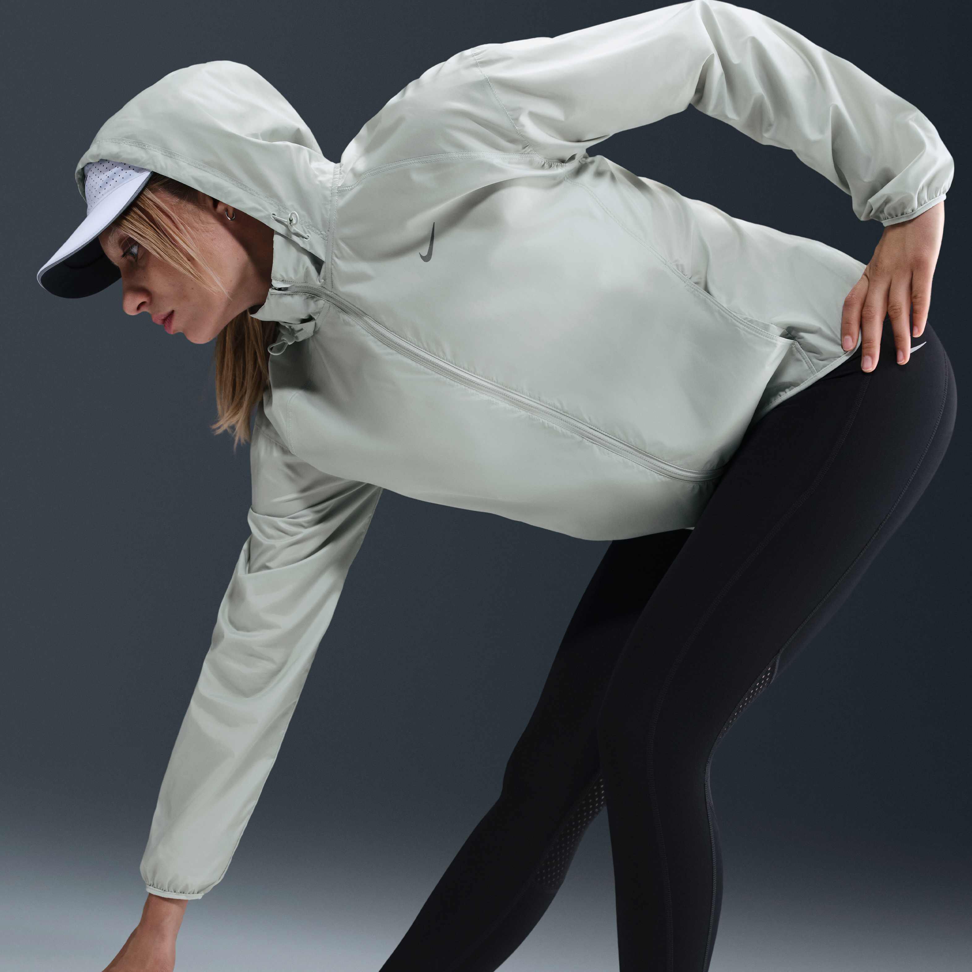 Nike Tempo image number 2