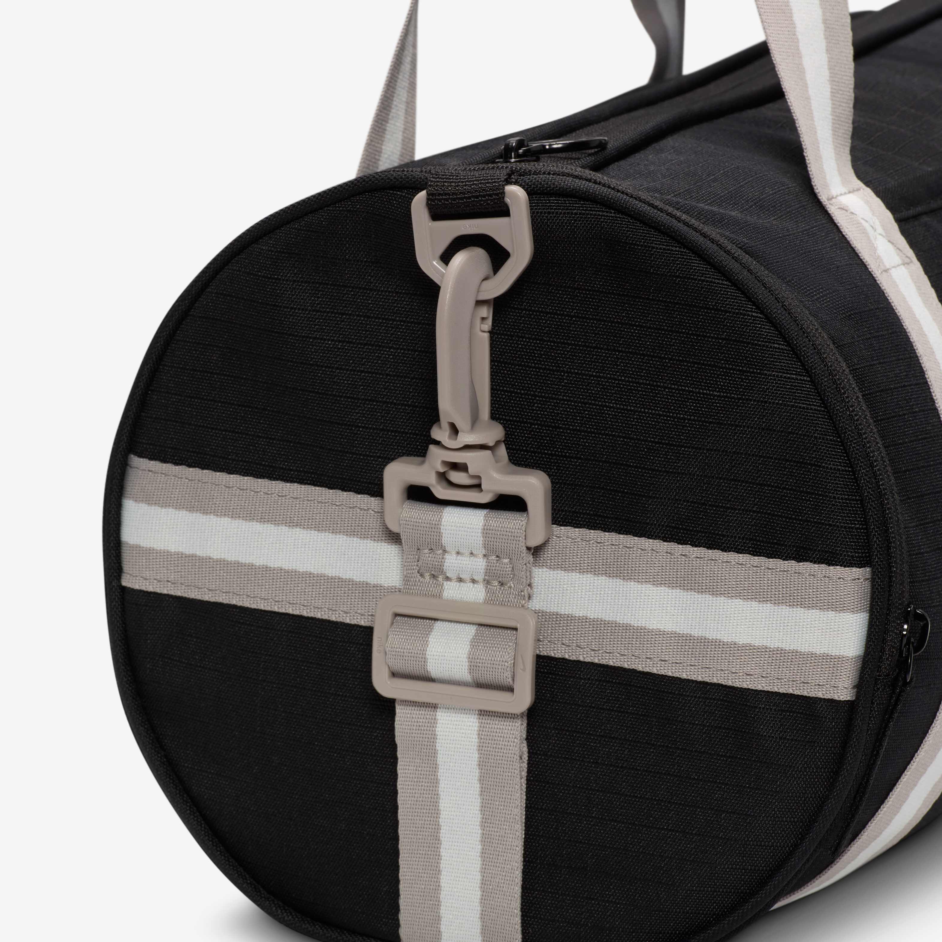 نايكي هيرتدج image number 6