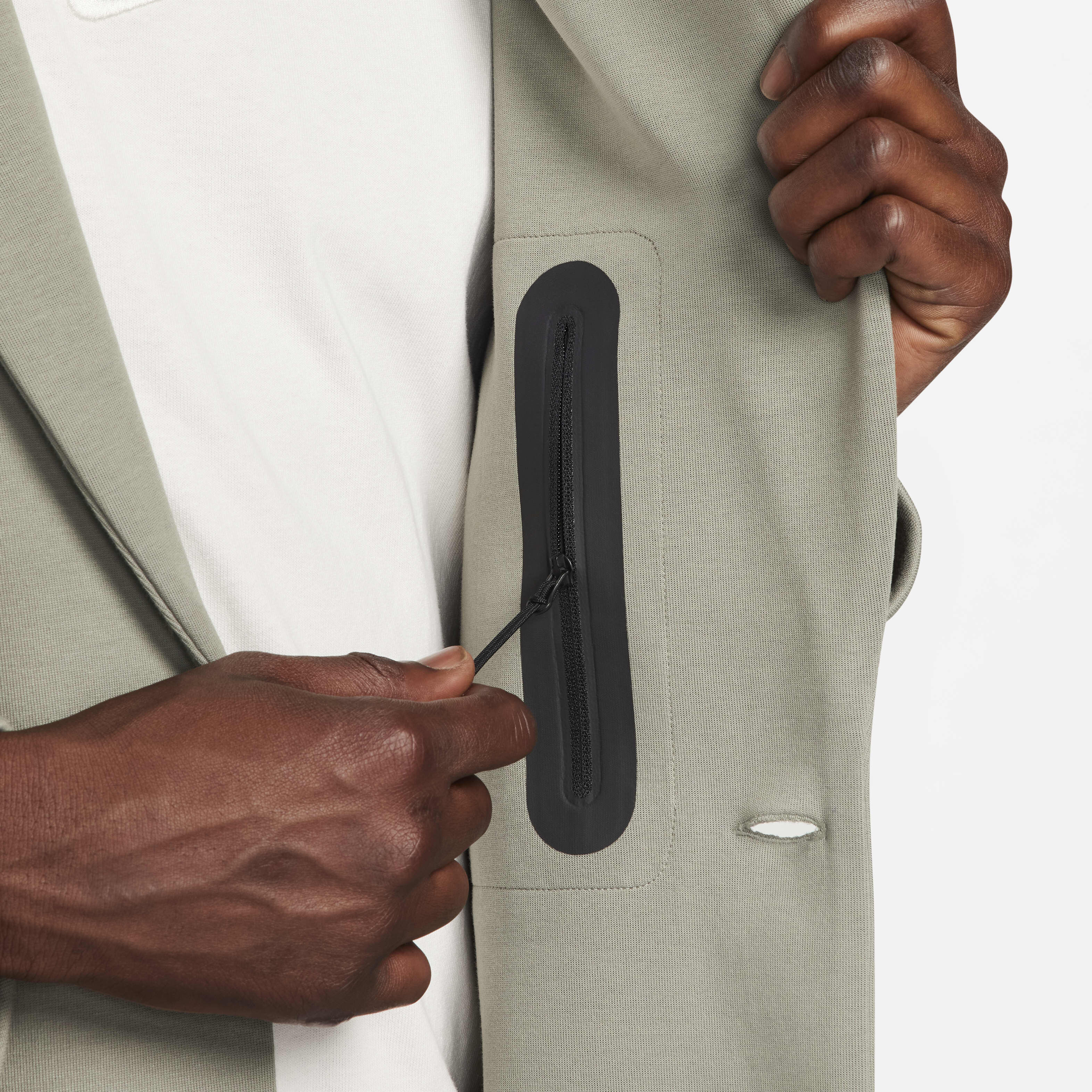 نايكي سبورتسوير تَك فليس ري-ايماجنيد image number 8