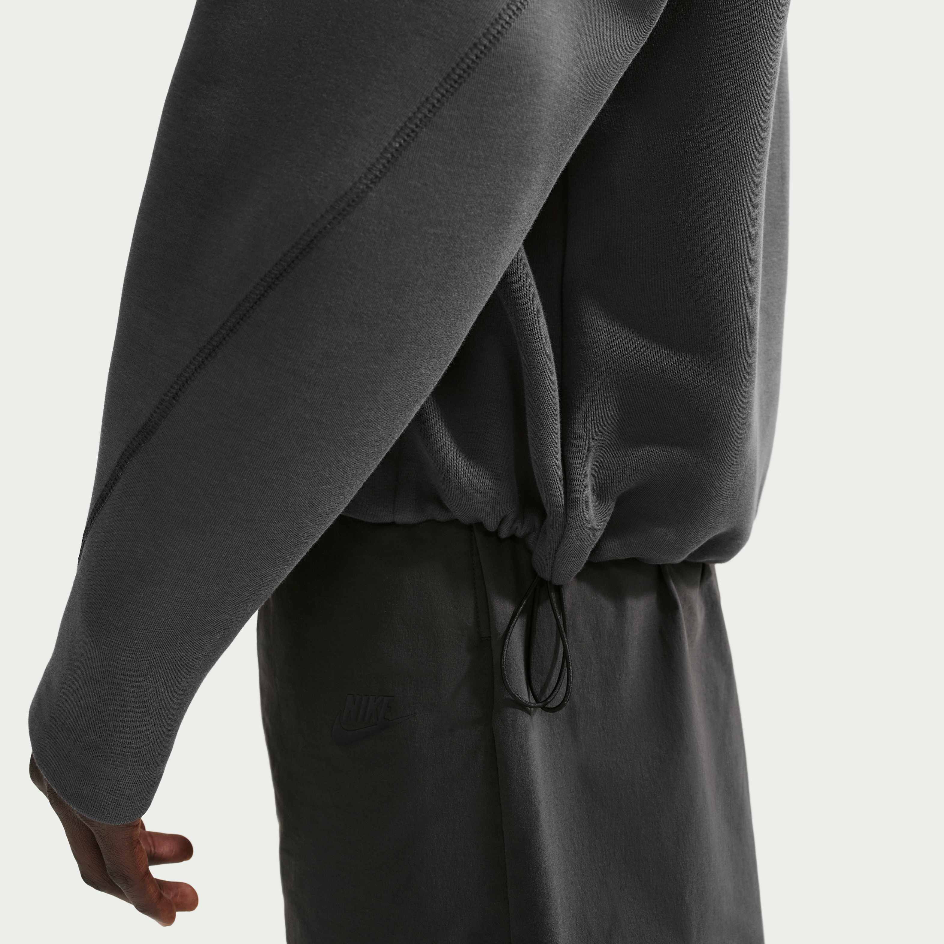 نايكي تك image number 5