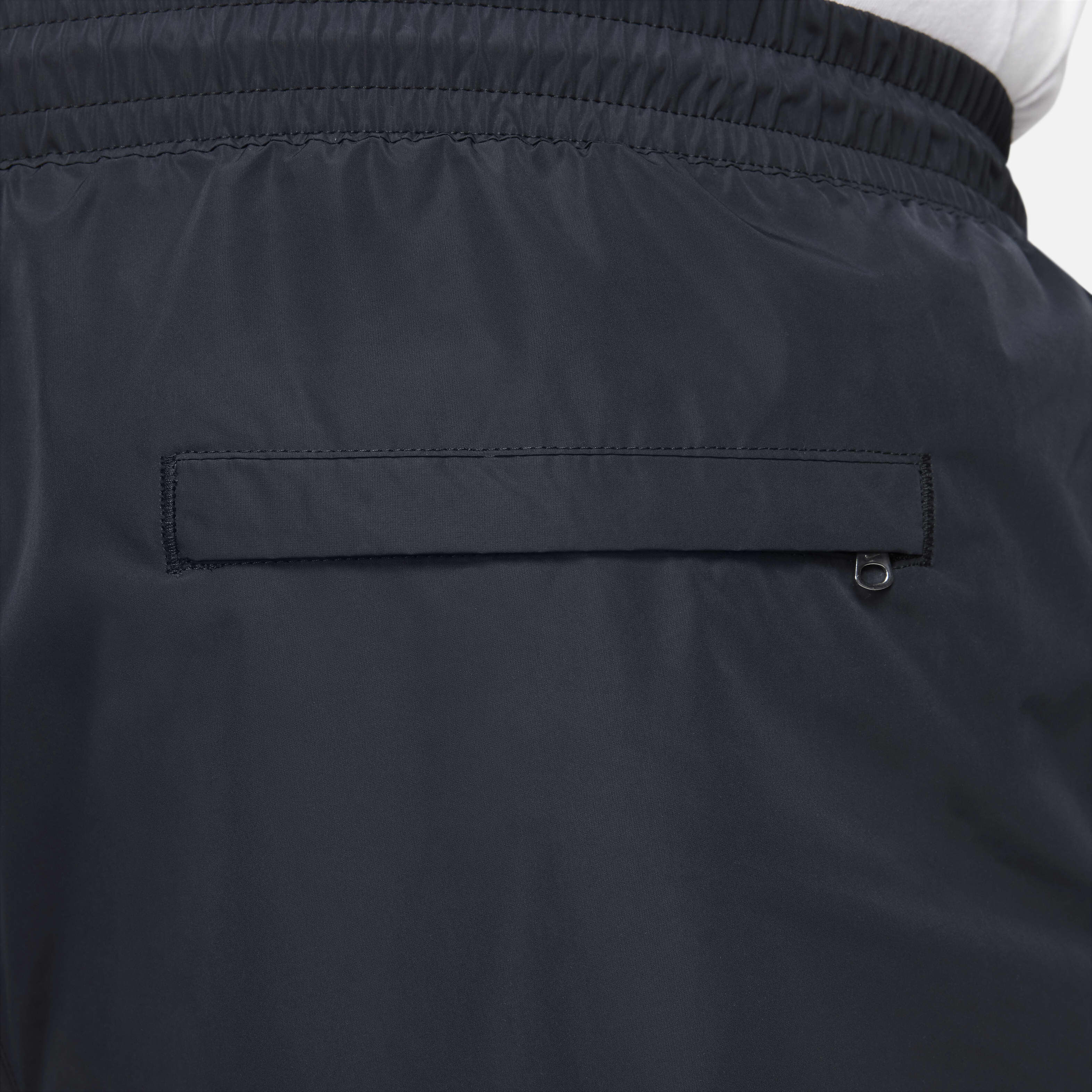 نايكي سووش image number 10